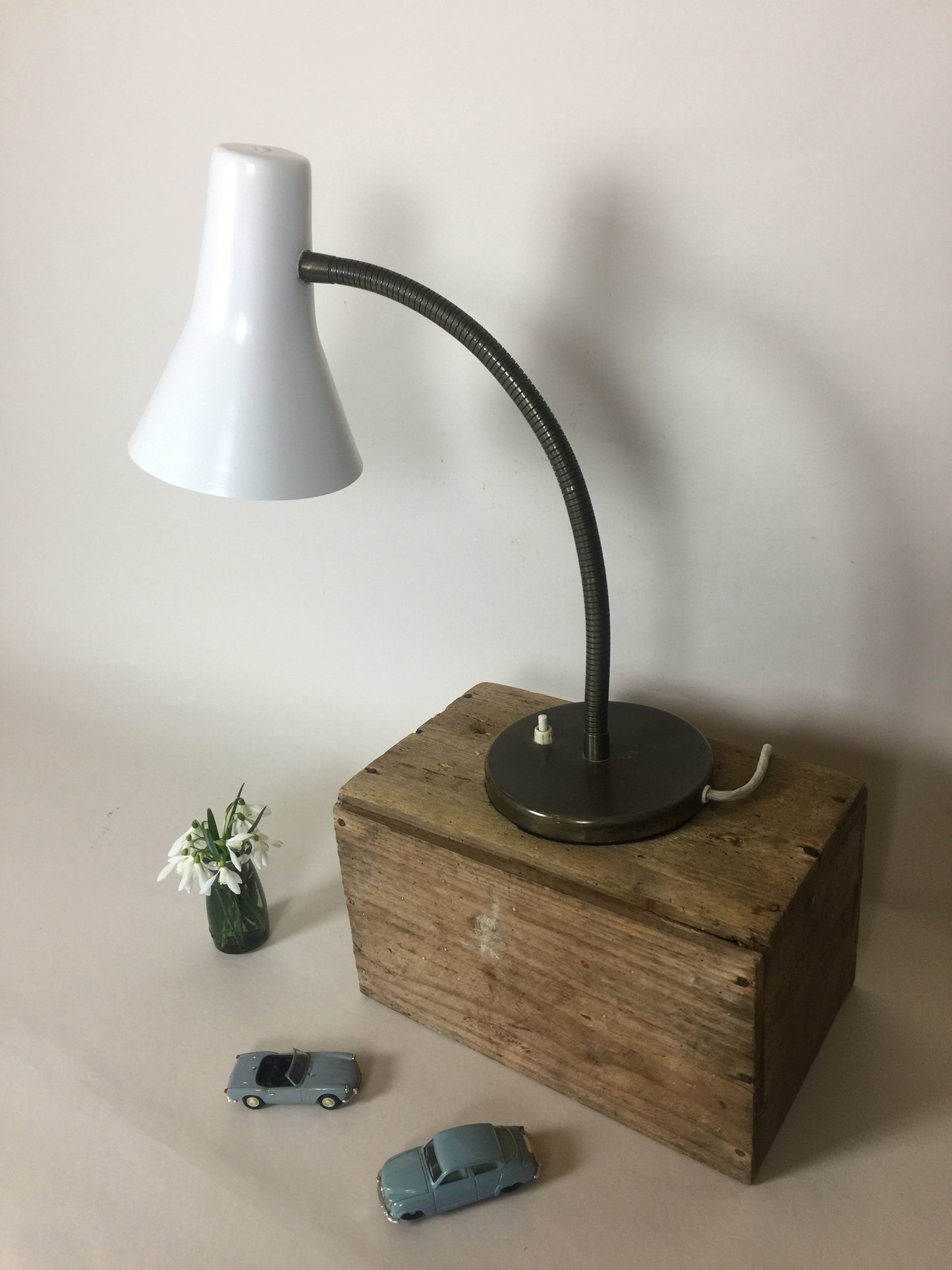 Bordlampe med flexarm