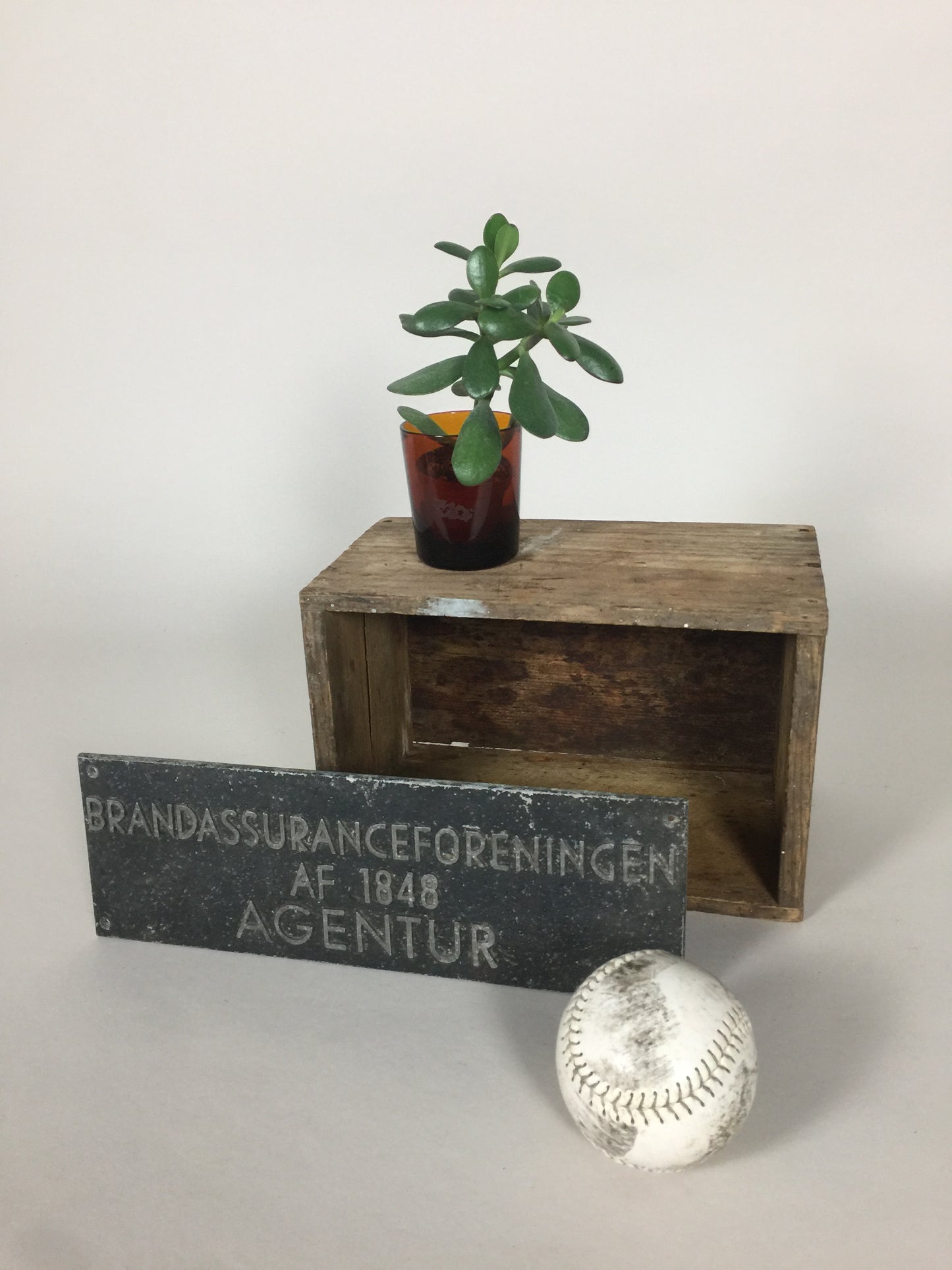 Gammelt og fint skilt