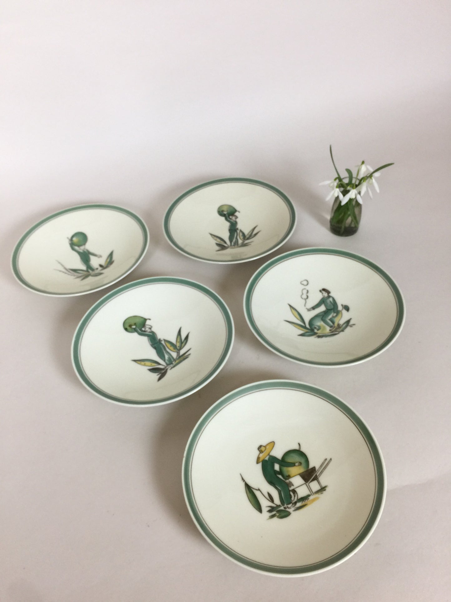Smukke Royal Copenhagen tallerkner eller platter