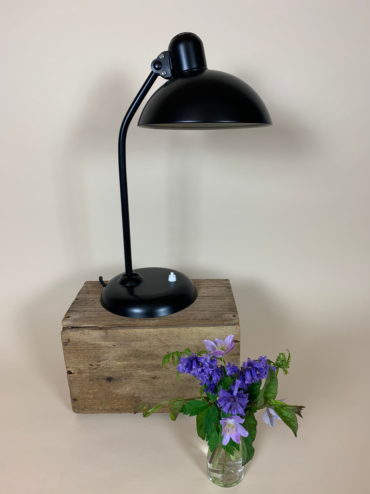 Kaiser Idell 6556 - Sort