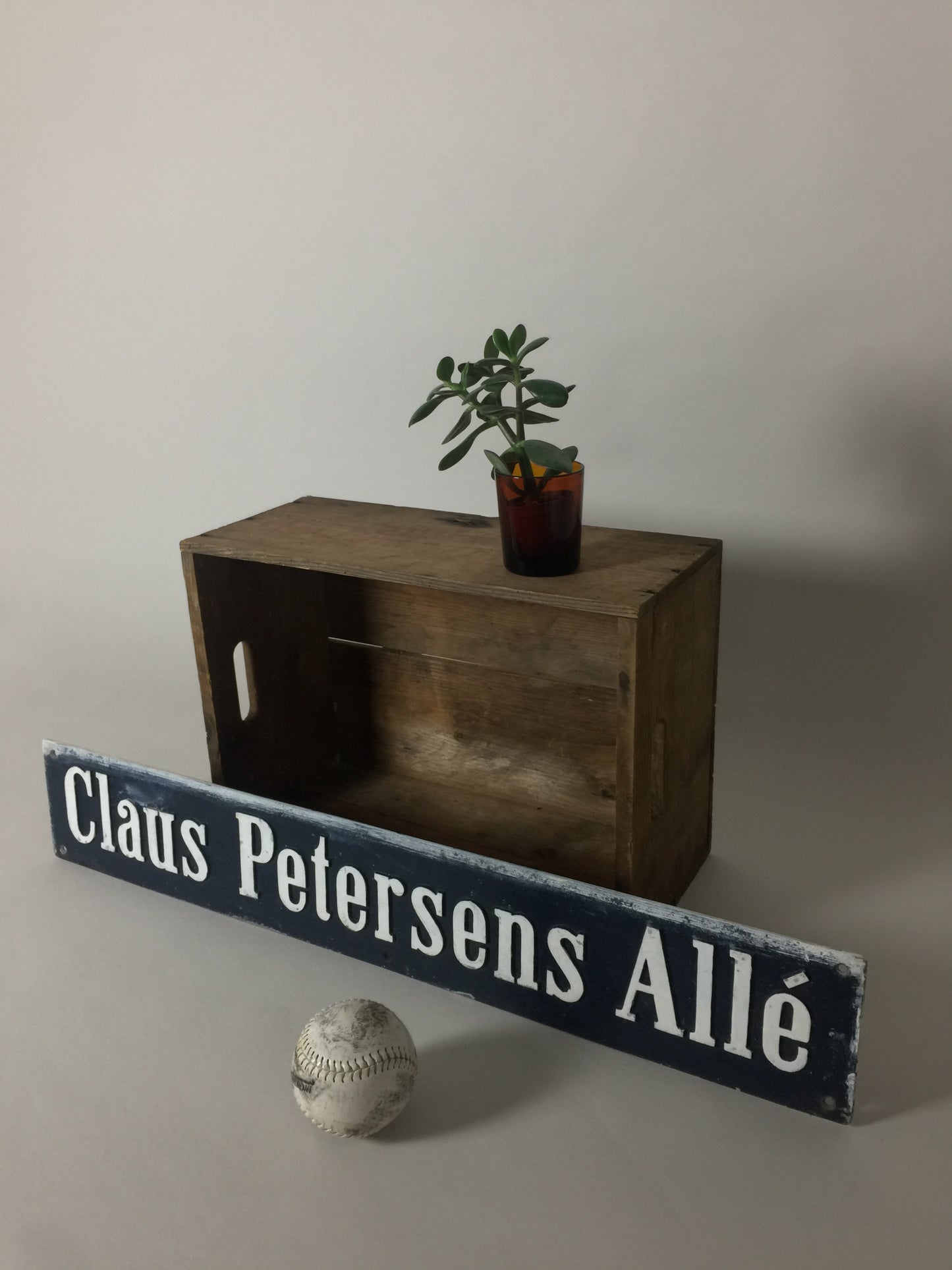 Vejskilt Claus Petersens Allé
