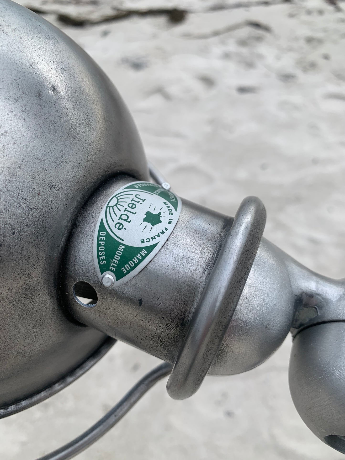 Jieldé bordlampe med buet arm