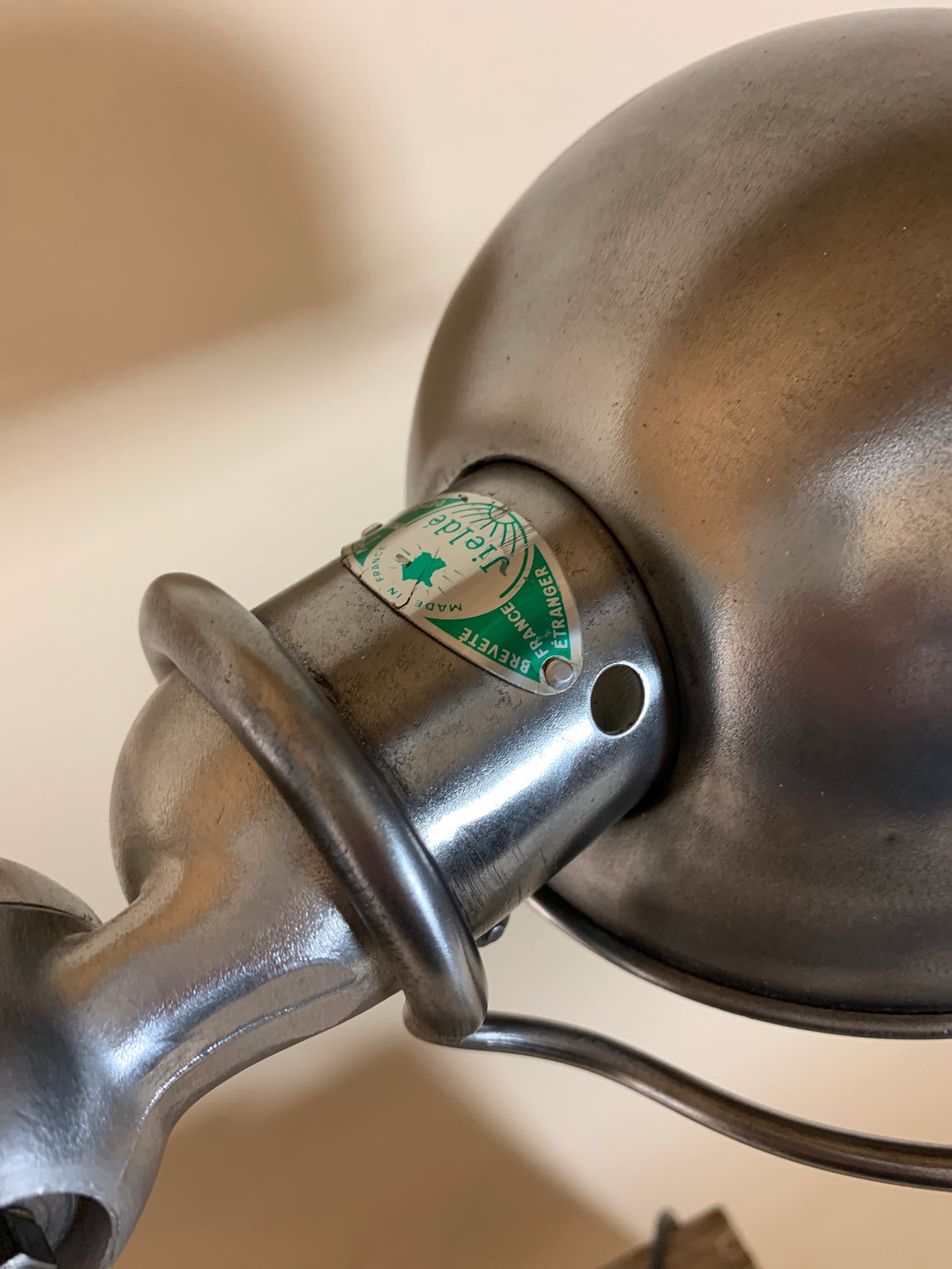 Jieldé lampe med 2 arme og flot fod