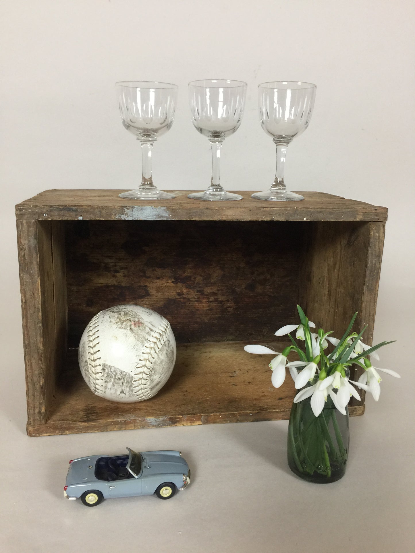 Tre fine og gamle glas