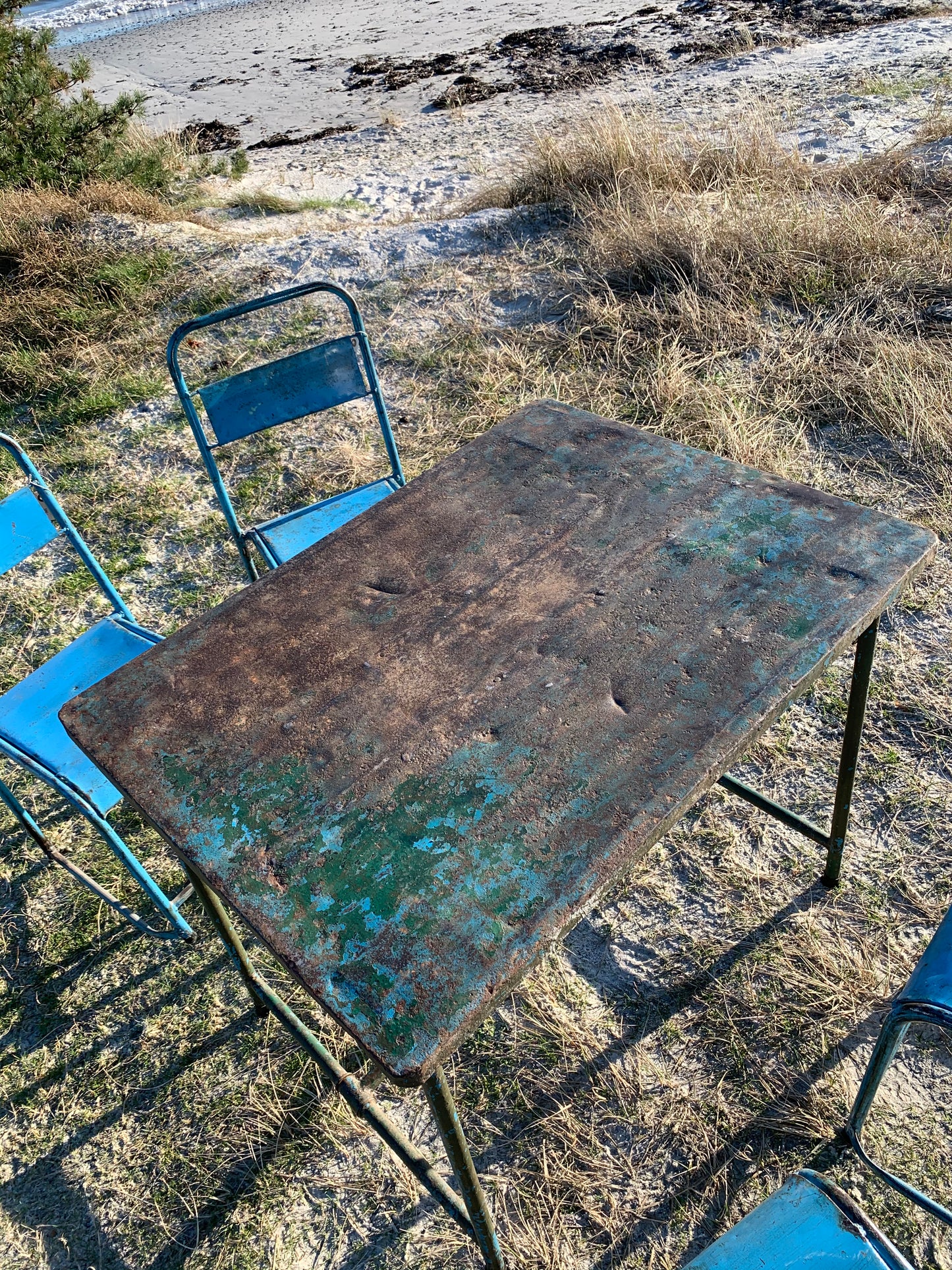 Industrielt bord i rå udgave