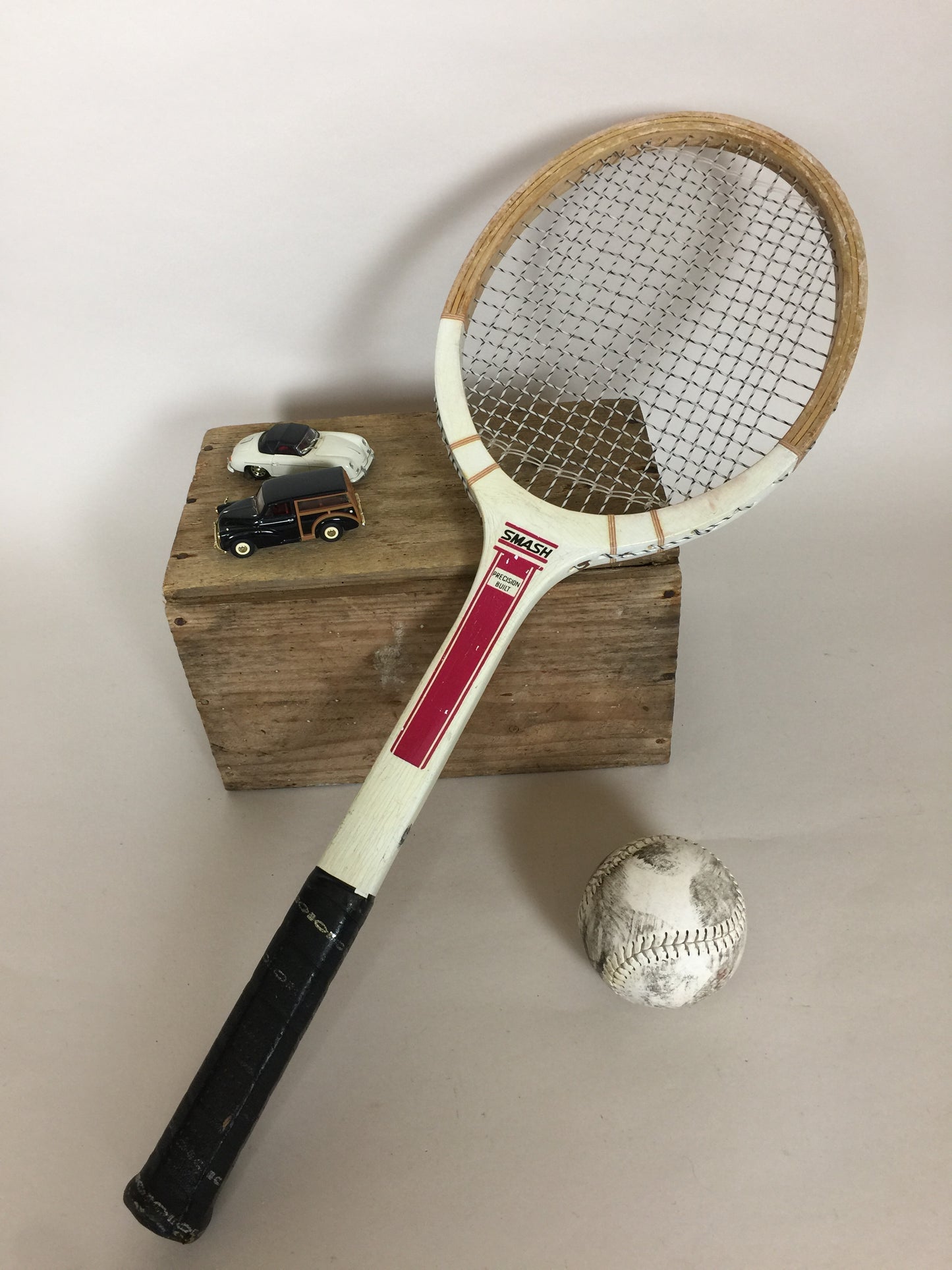 Fin gammel tennisketcher