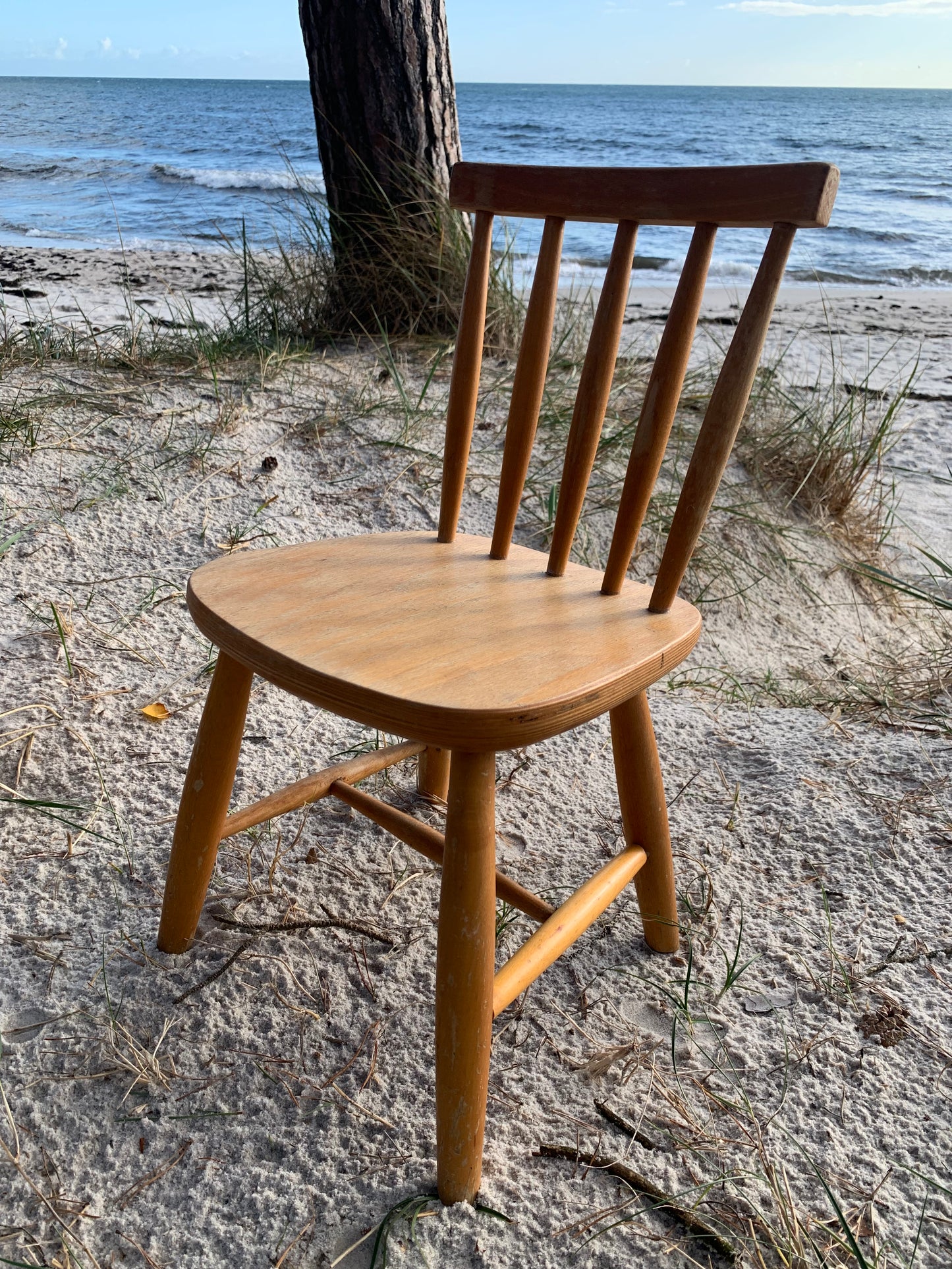 Klassisk tremmestol til børn