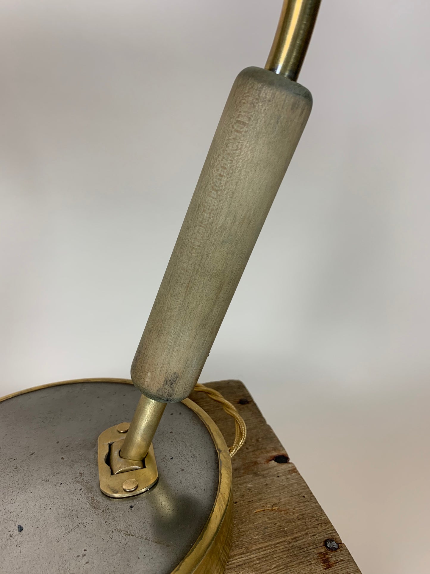 Skøn og rå vintagelampe