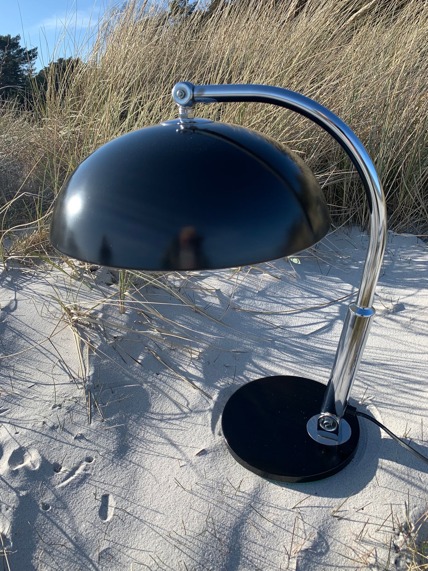 Hala Zeist model 144