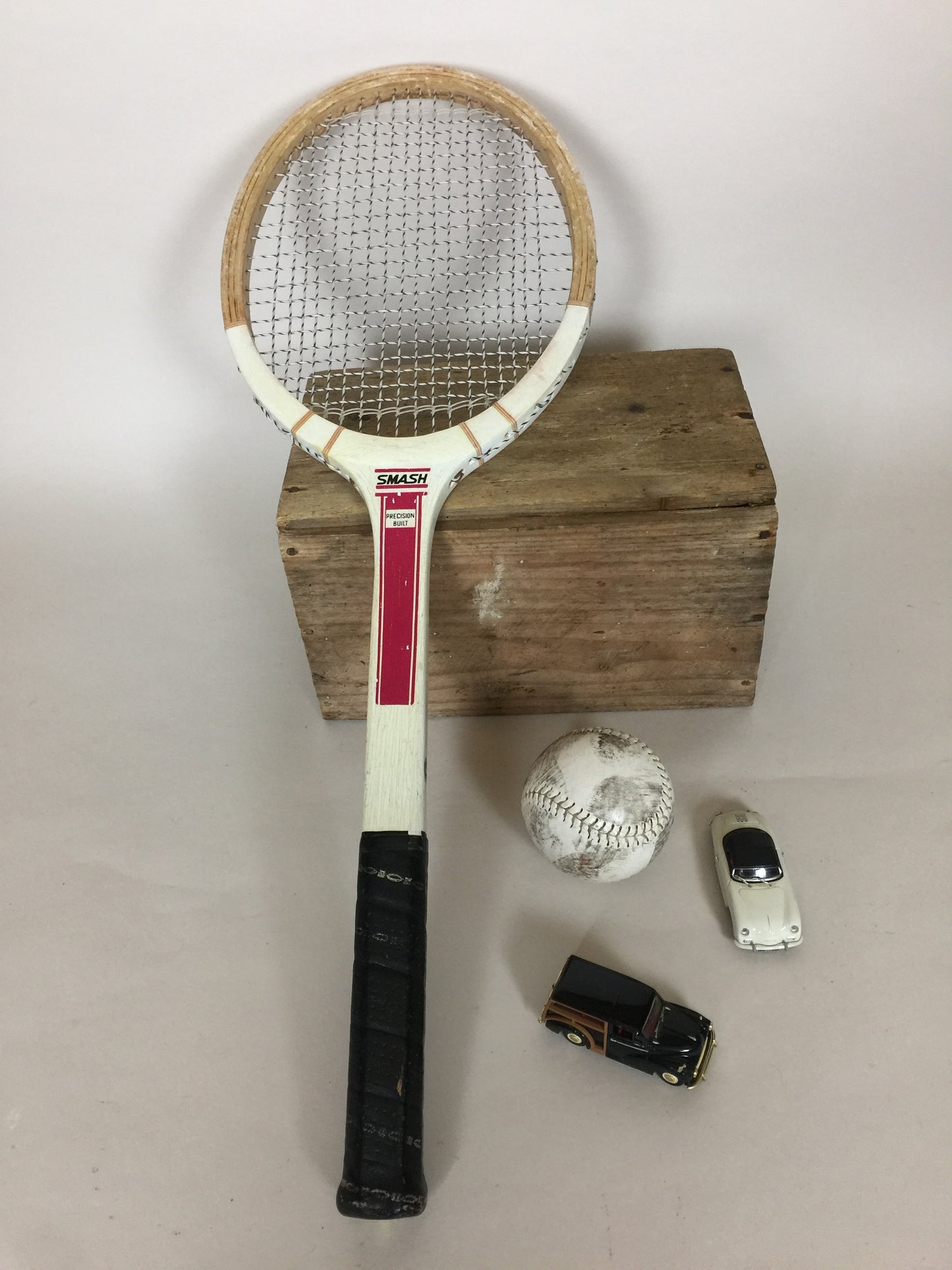 Fin gammel tennisketcher