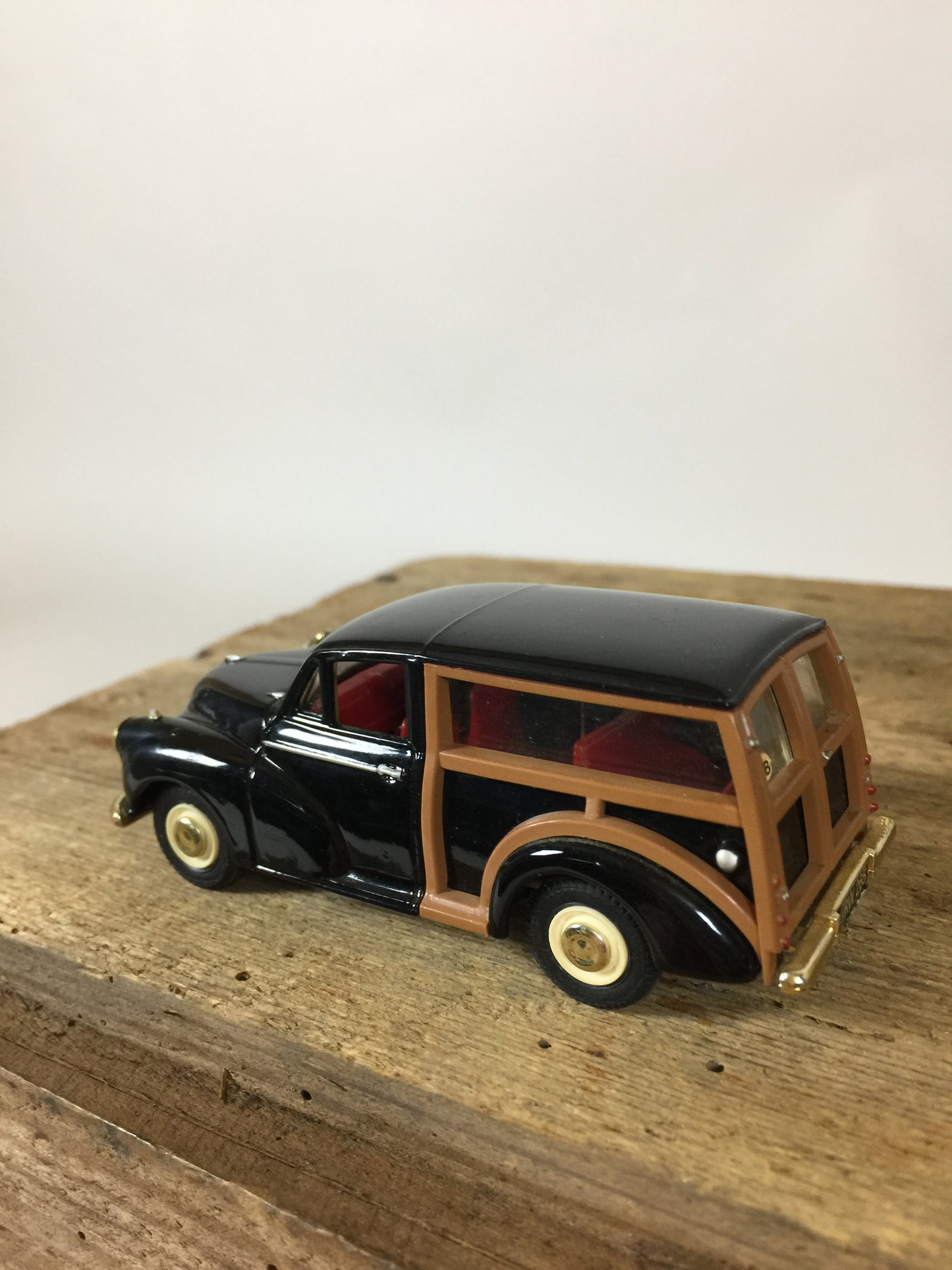 Fin Morris modelbil