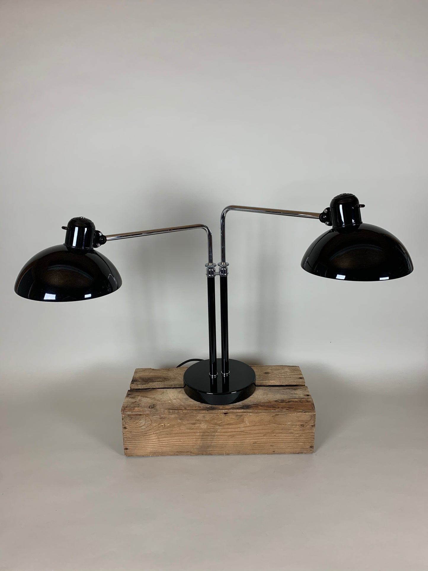 Kaiser Idell 6580 - Dobbelt bordlampe