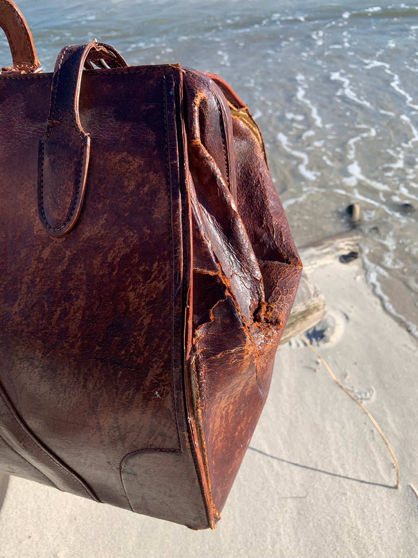 Gammel taske med patina