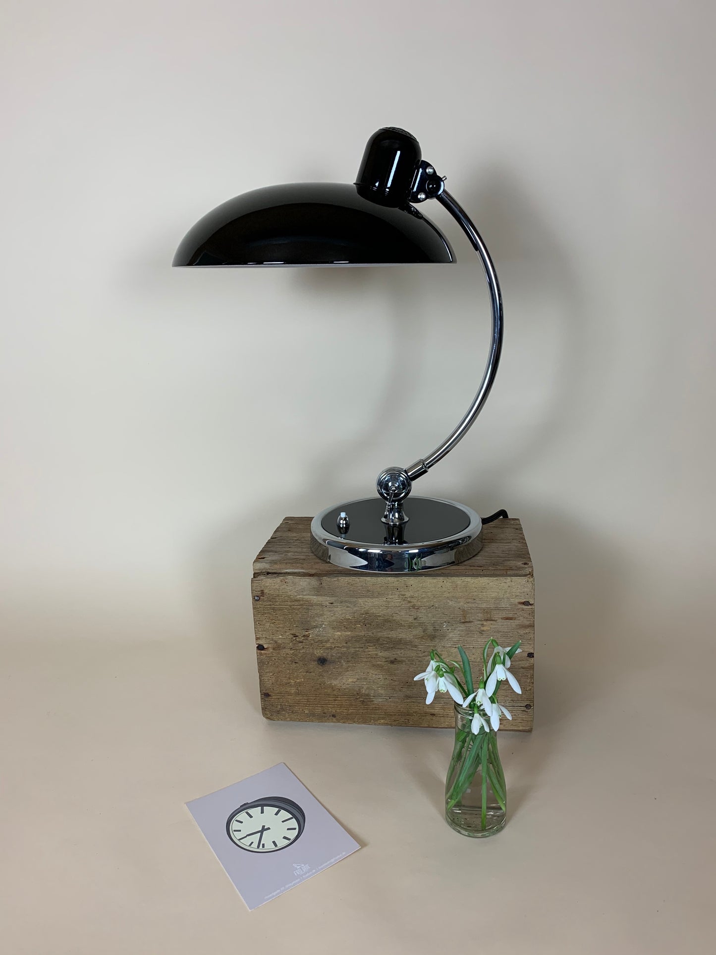Kaiser Idell model 6631 - Sort