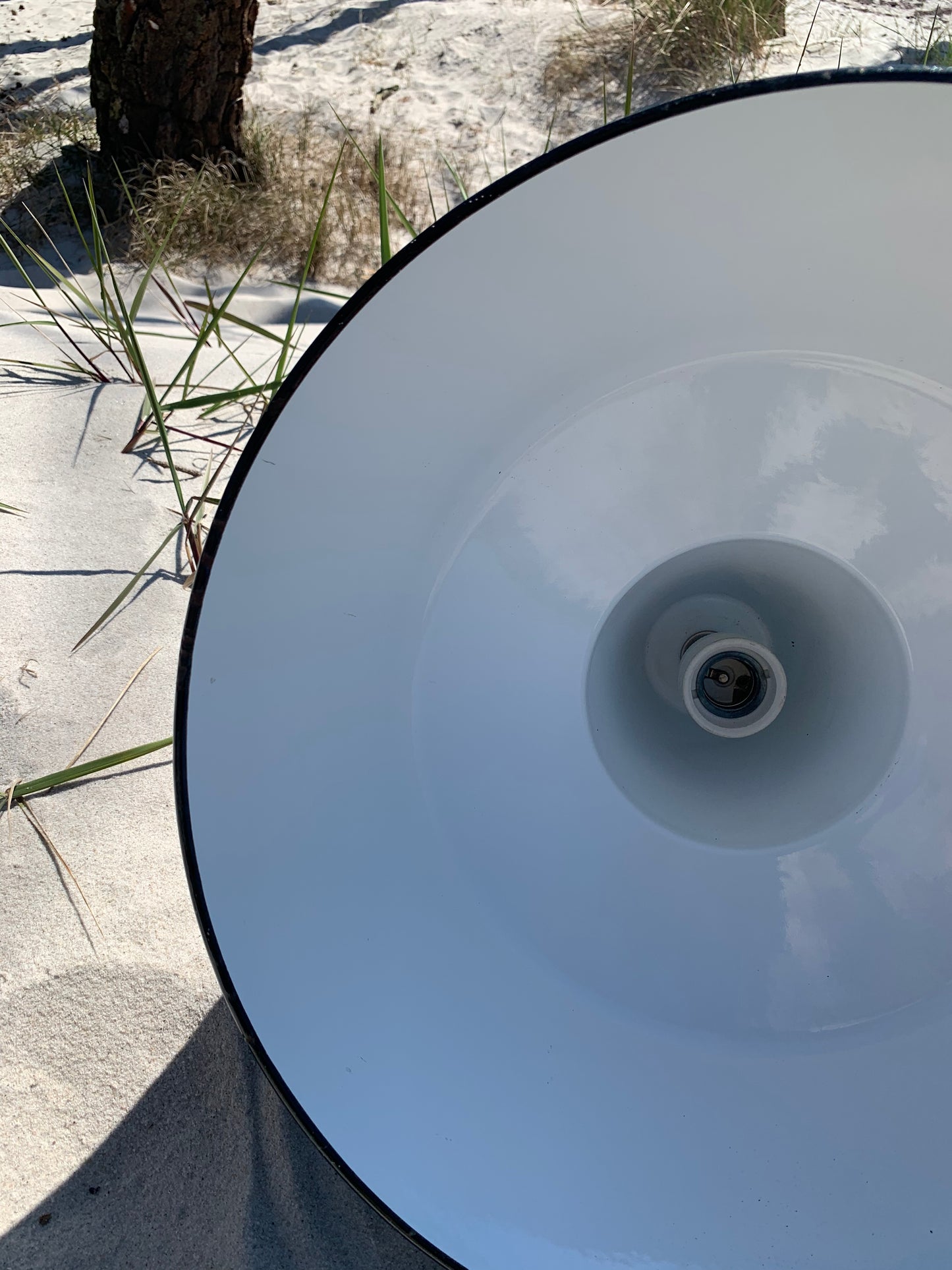 Værkstedslampe i emalje - Sort