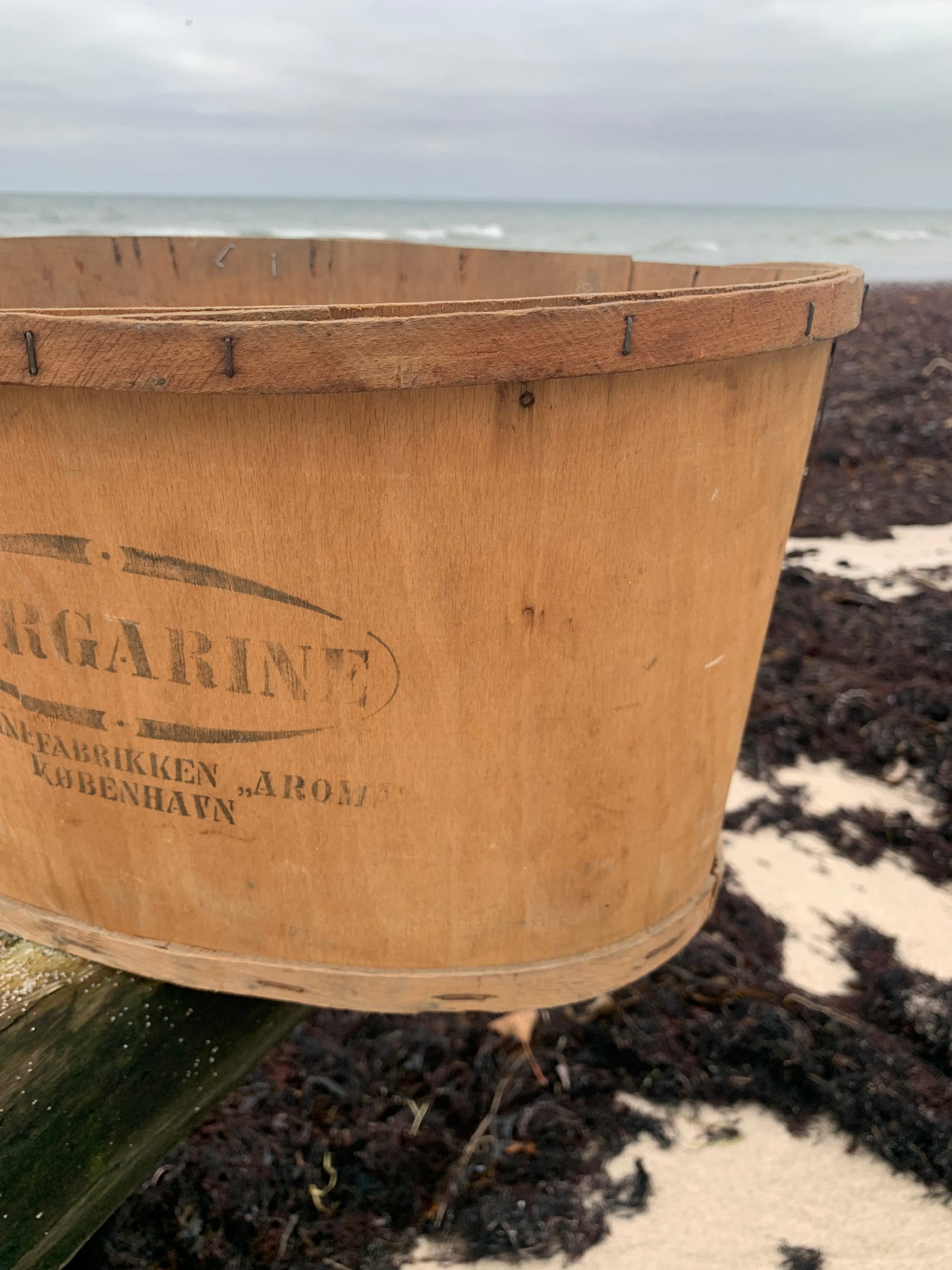 Dekorativ margarinekurv