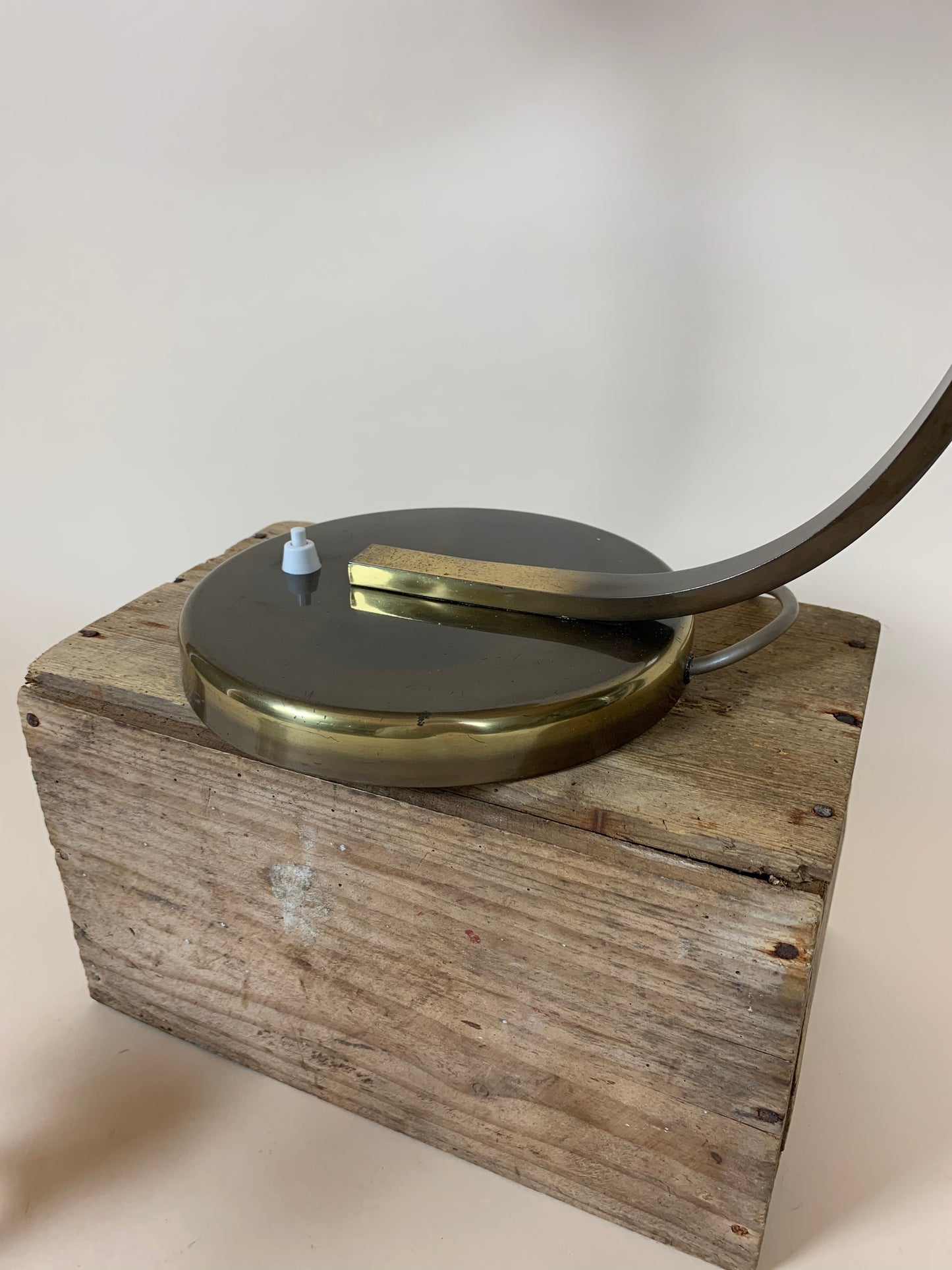 Christian Dell 6750 bordlampe i mørkpoleret messing