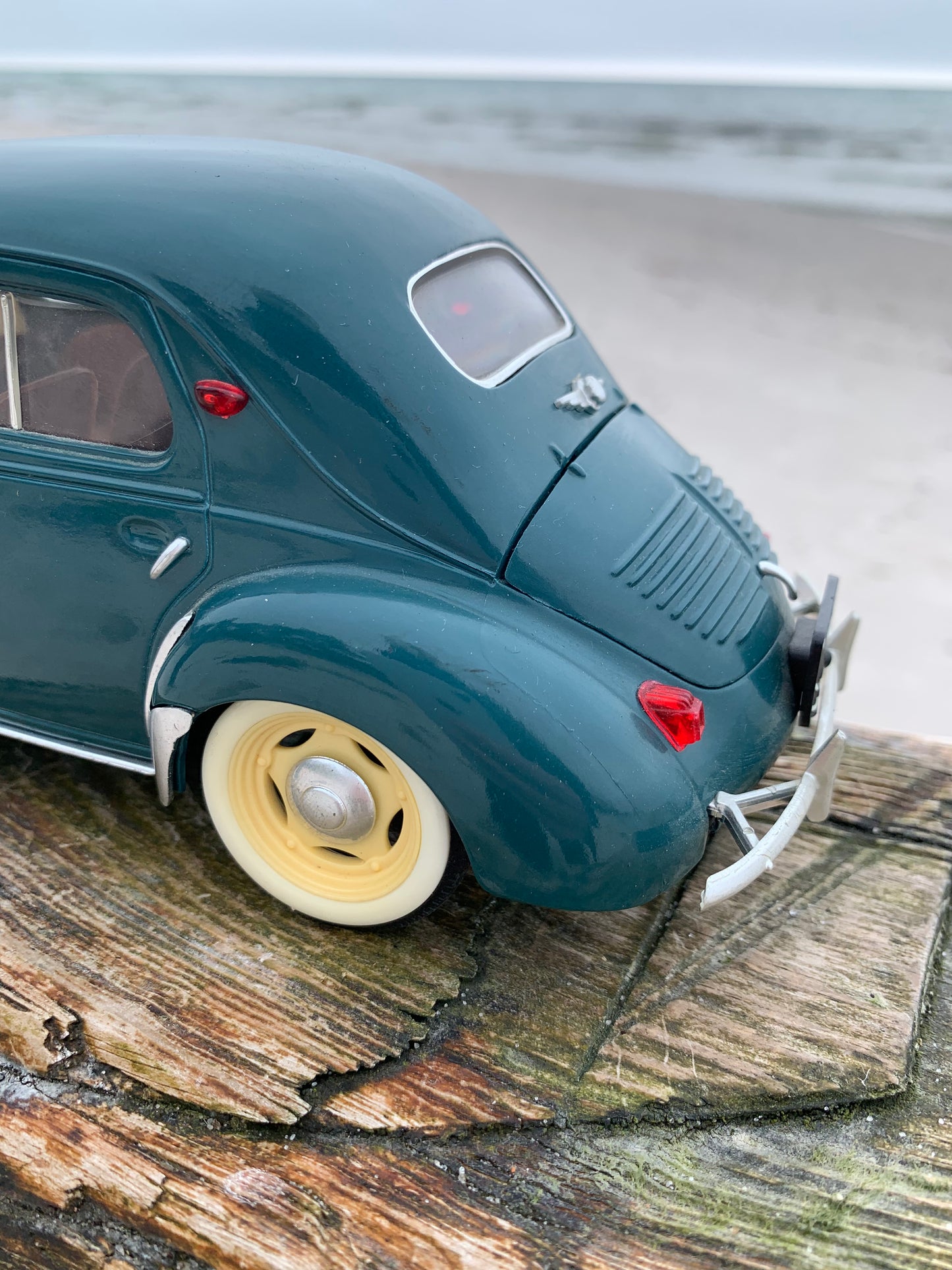 Renault 4 CV