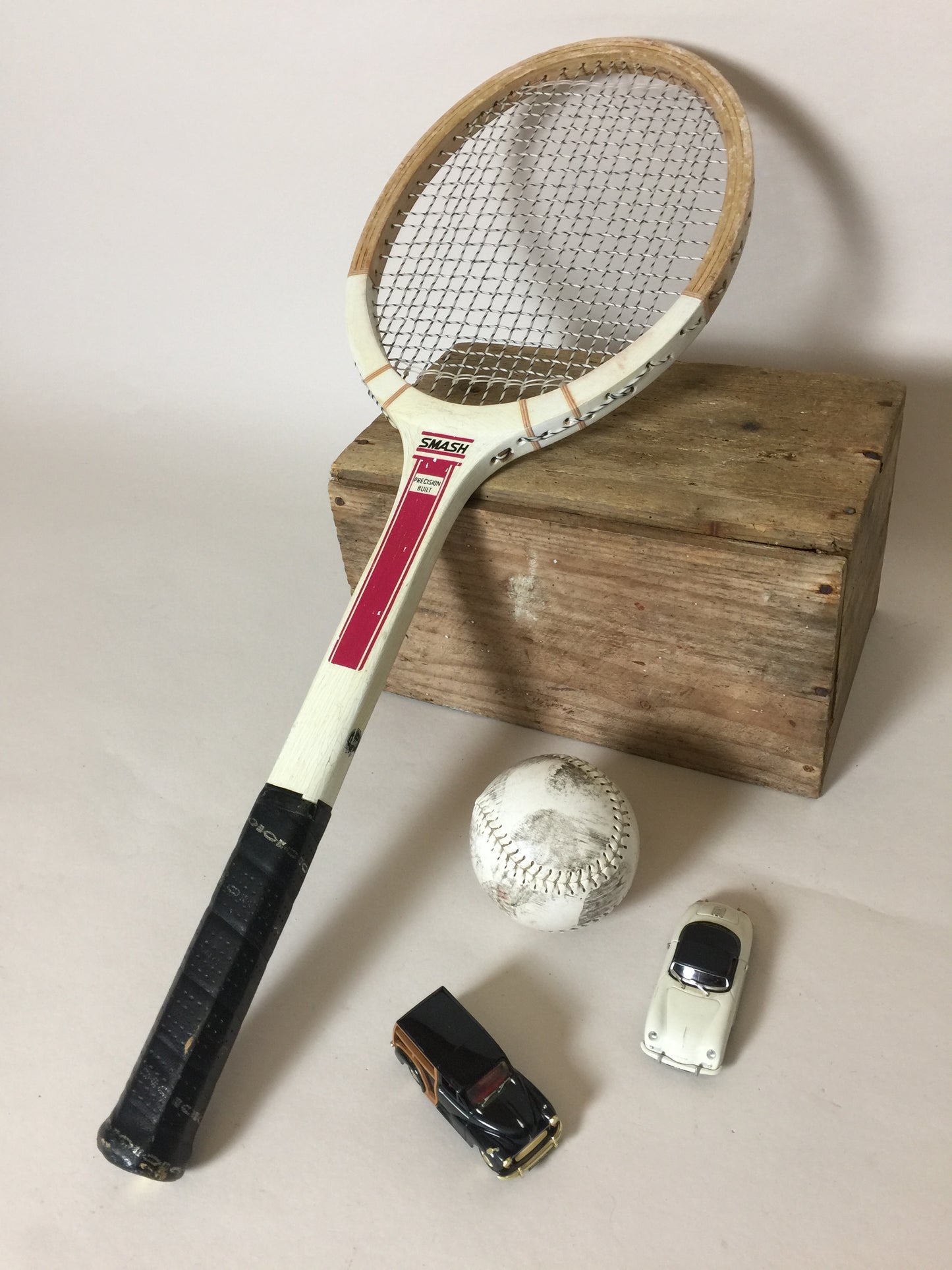 Fin gammel tennisketcher