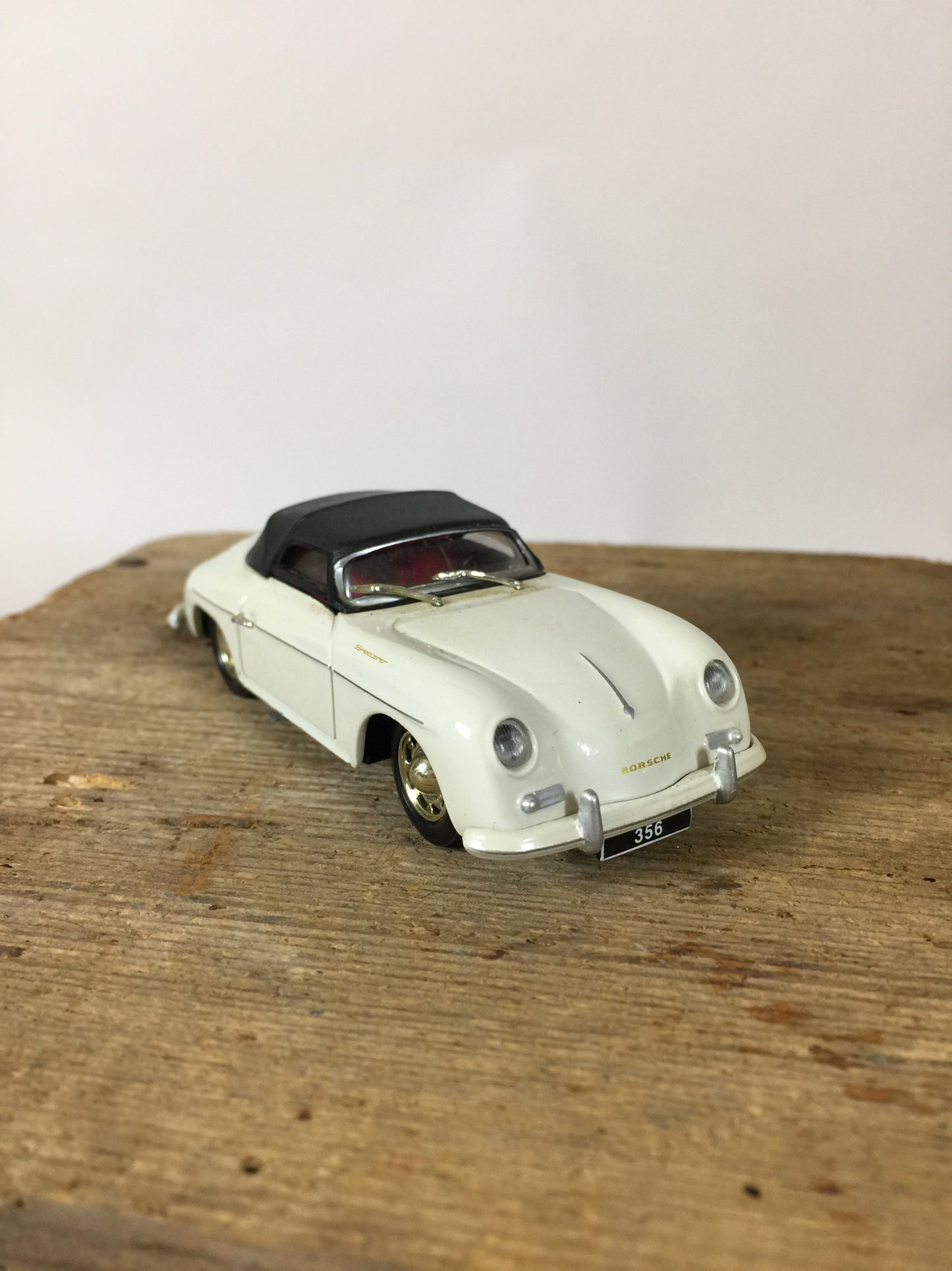 Fin Porsche Corgi modelbil