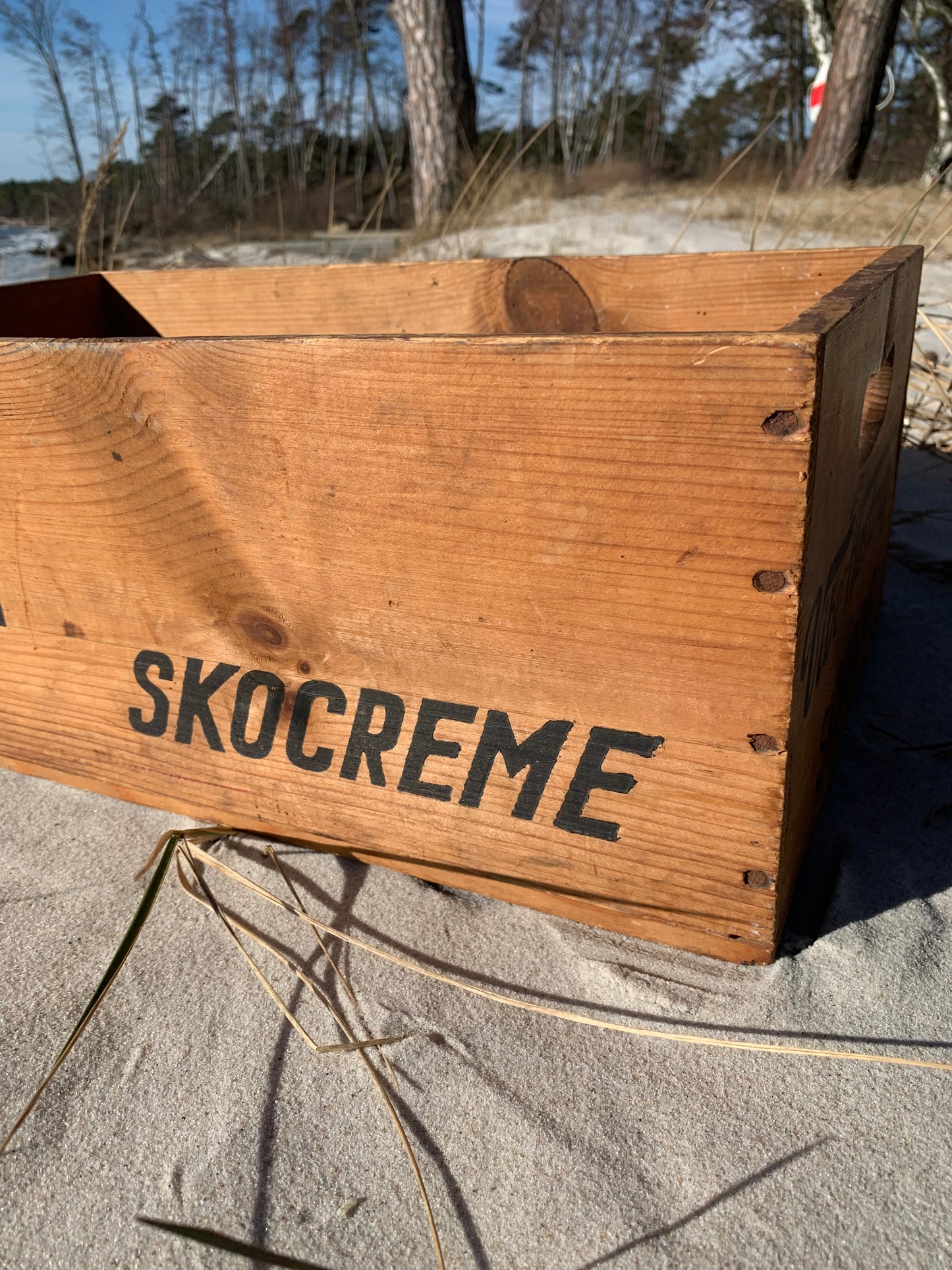 Trækasse med reklame