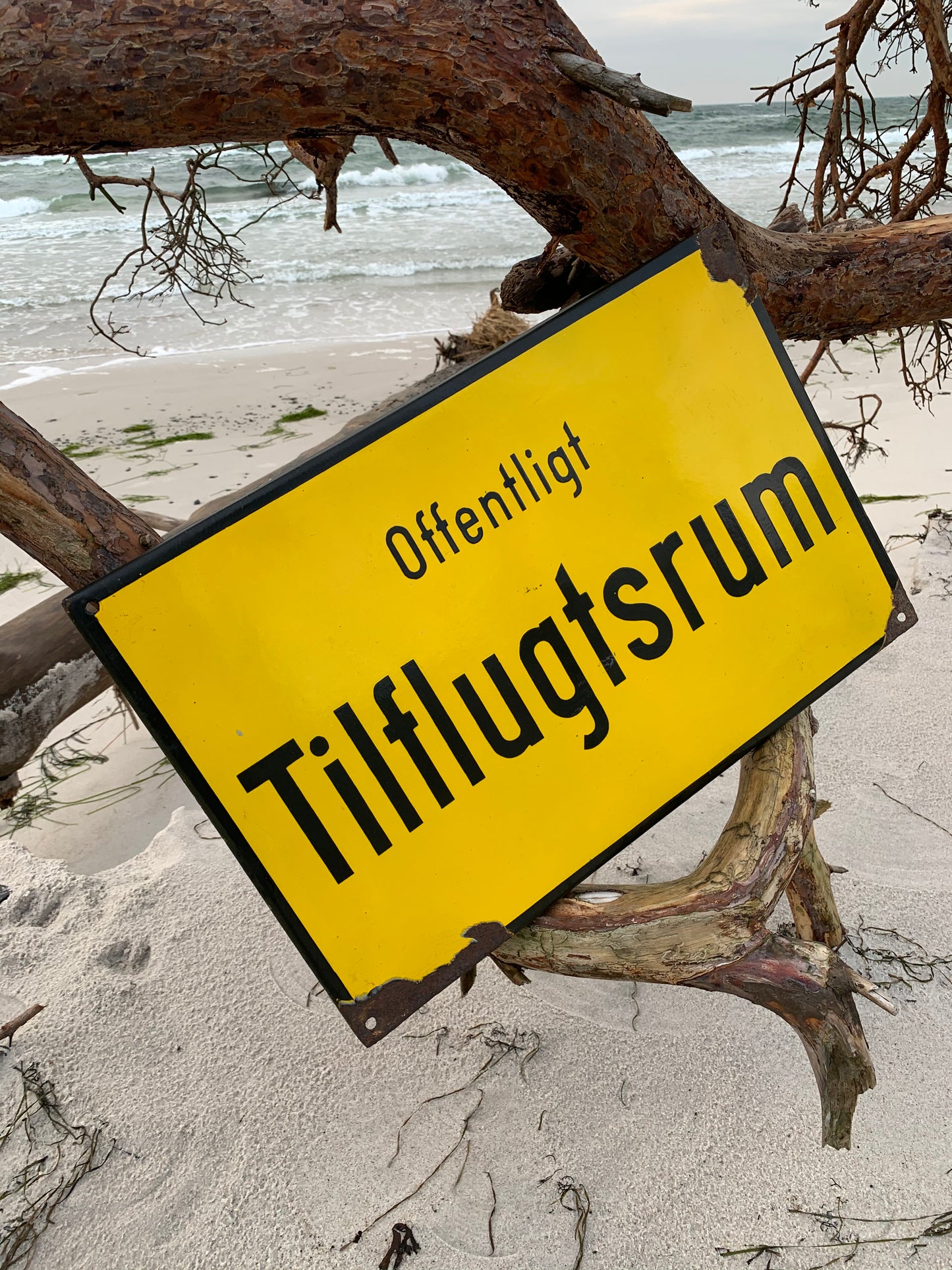 Emaljeskilt - Offentligt tilflugtsrum