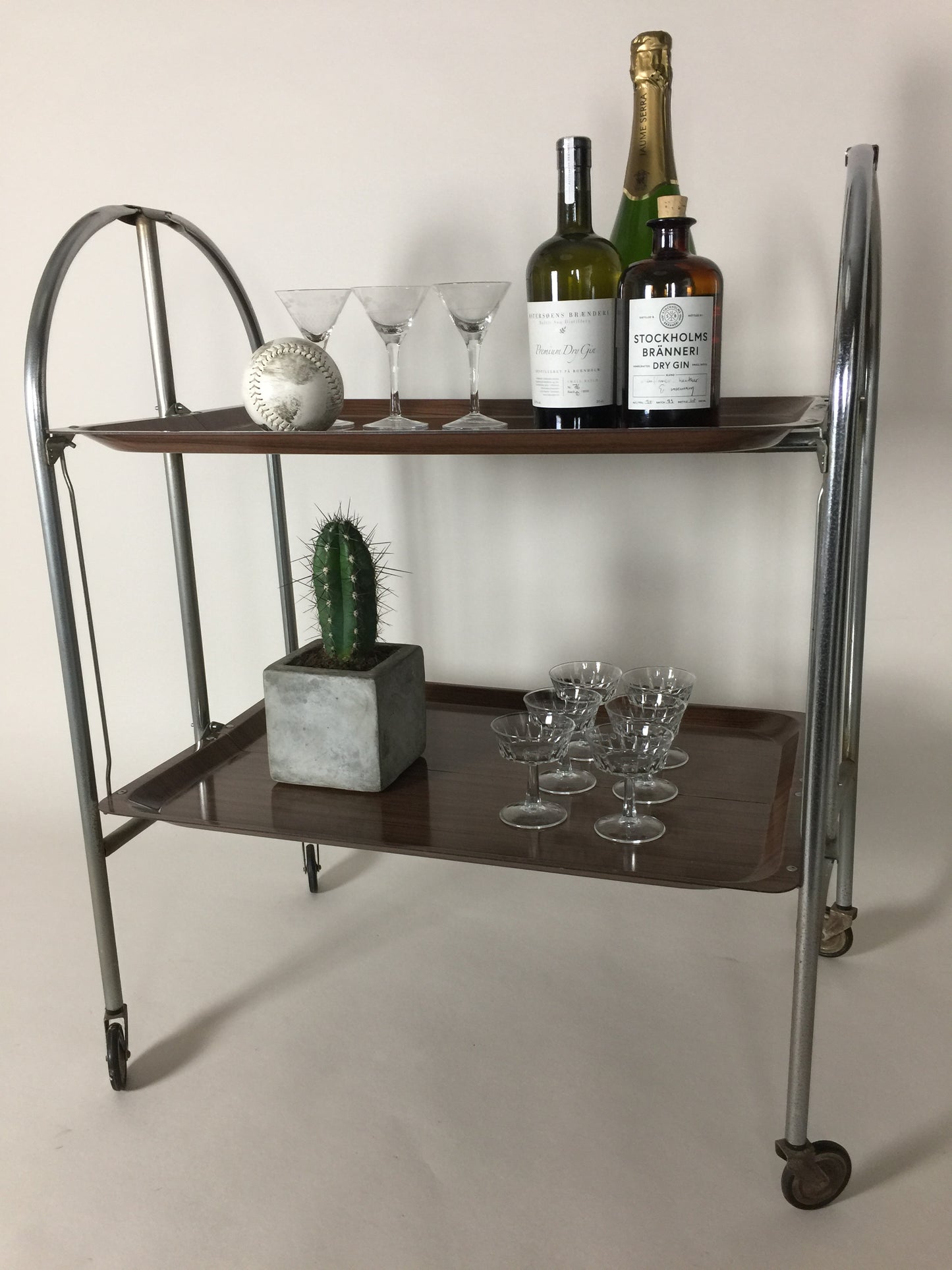 Barbord eller barvogn fra gammelt tog