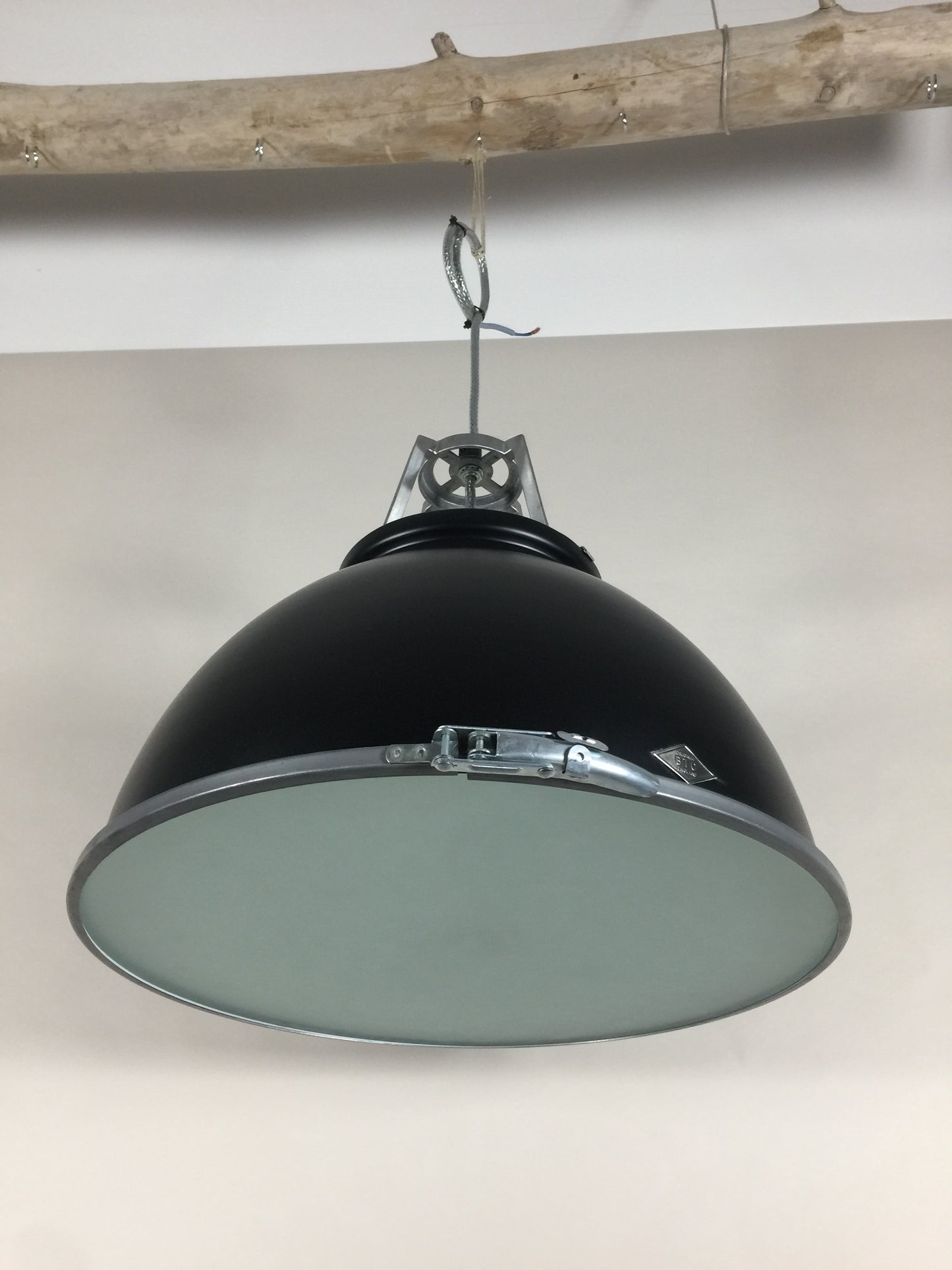 Original BTC lampe - Titan stor model med sandblæst glas