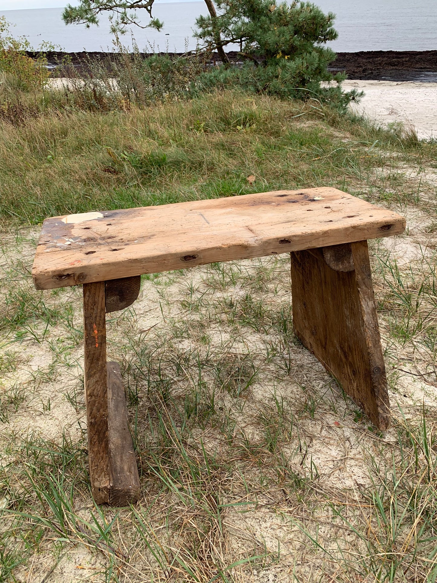 Skammel med masser af patina