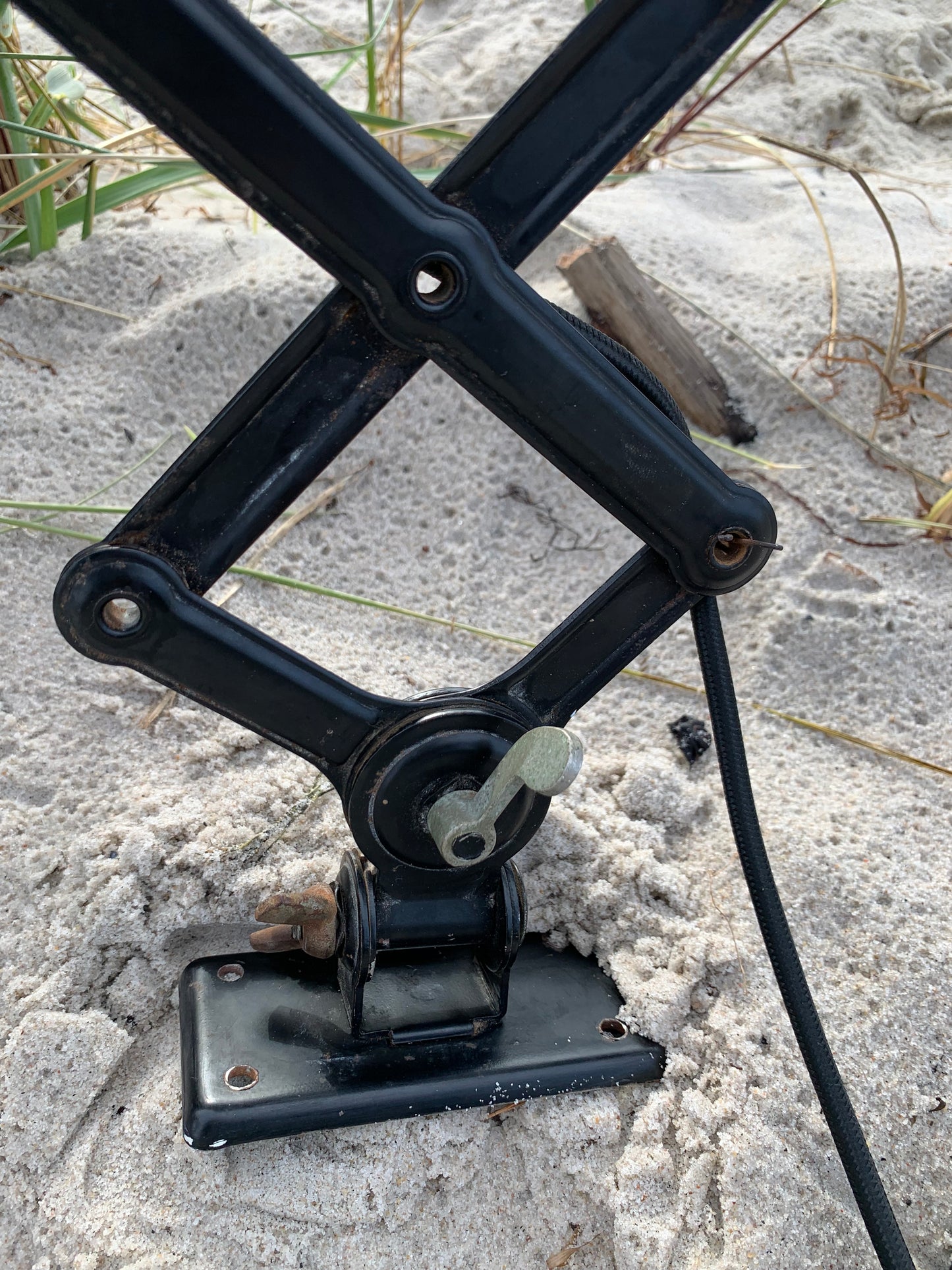 Kaiser Idell 6718 - Sort