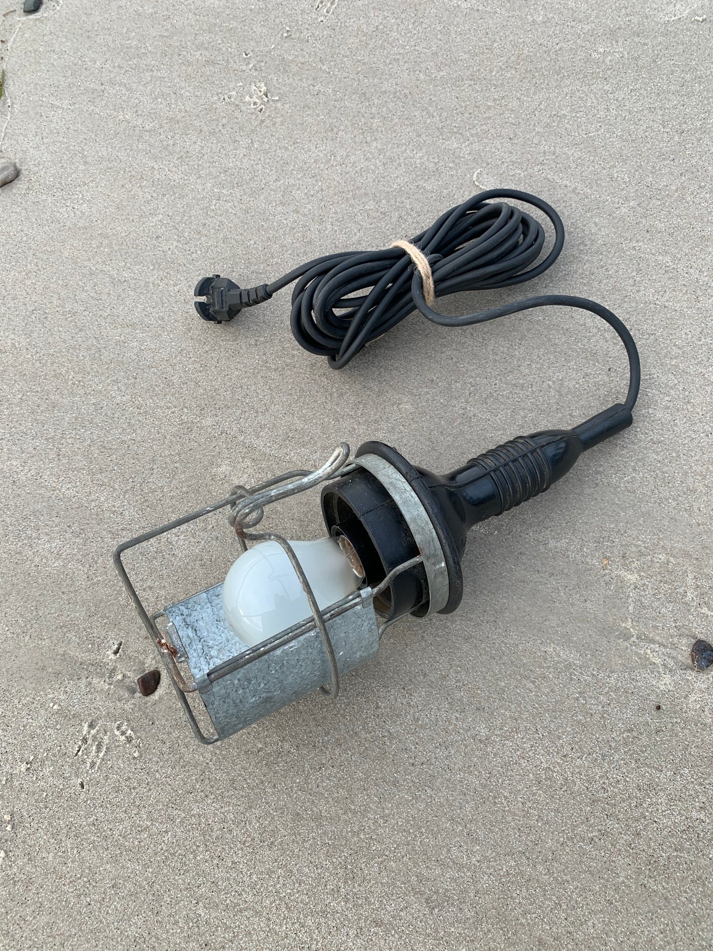 Rå arbejdslampe