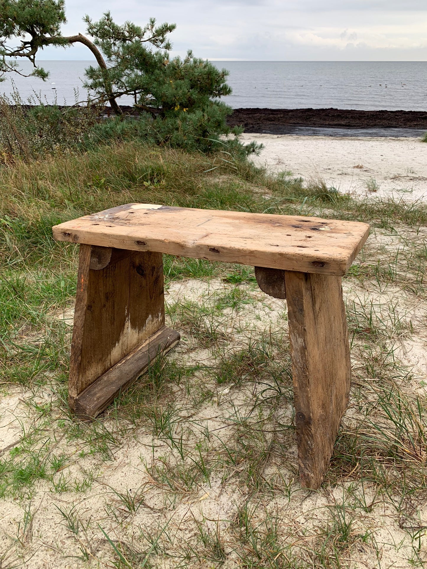 Skammel med masser af patina
