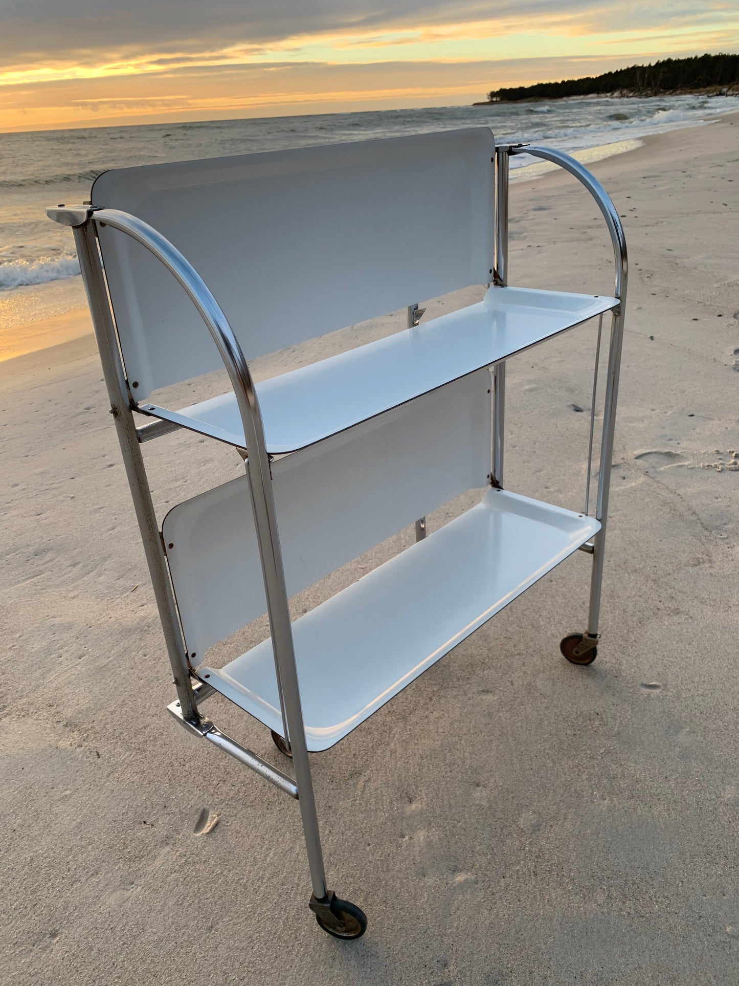Barbord eller barvogn - Hvid
