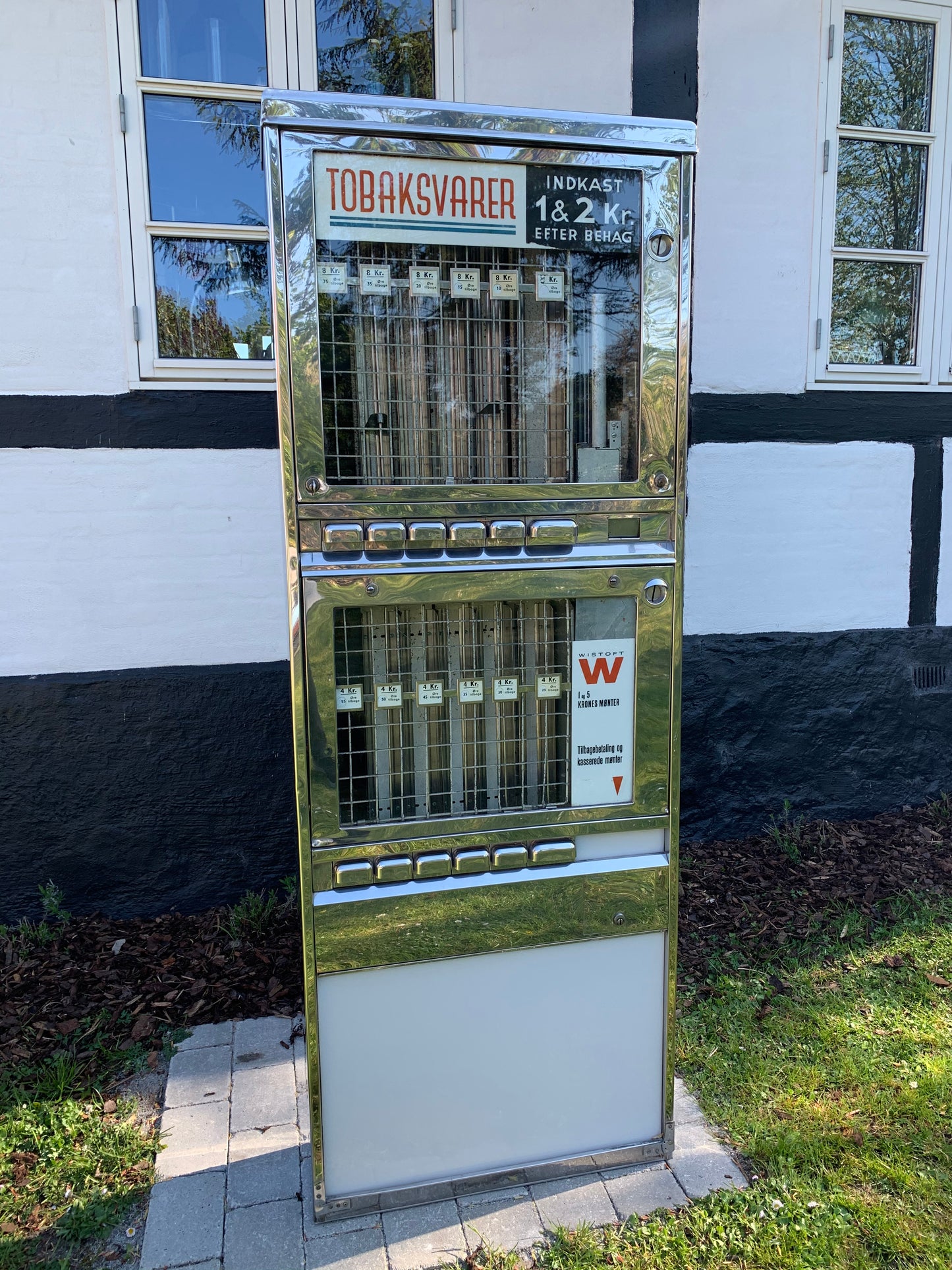 Skøn gammel automat til cigaretter