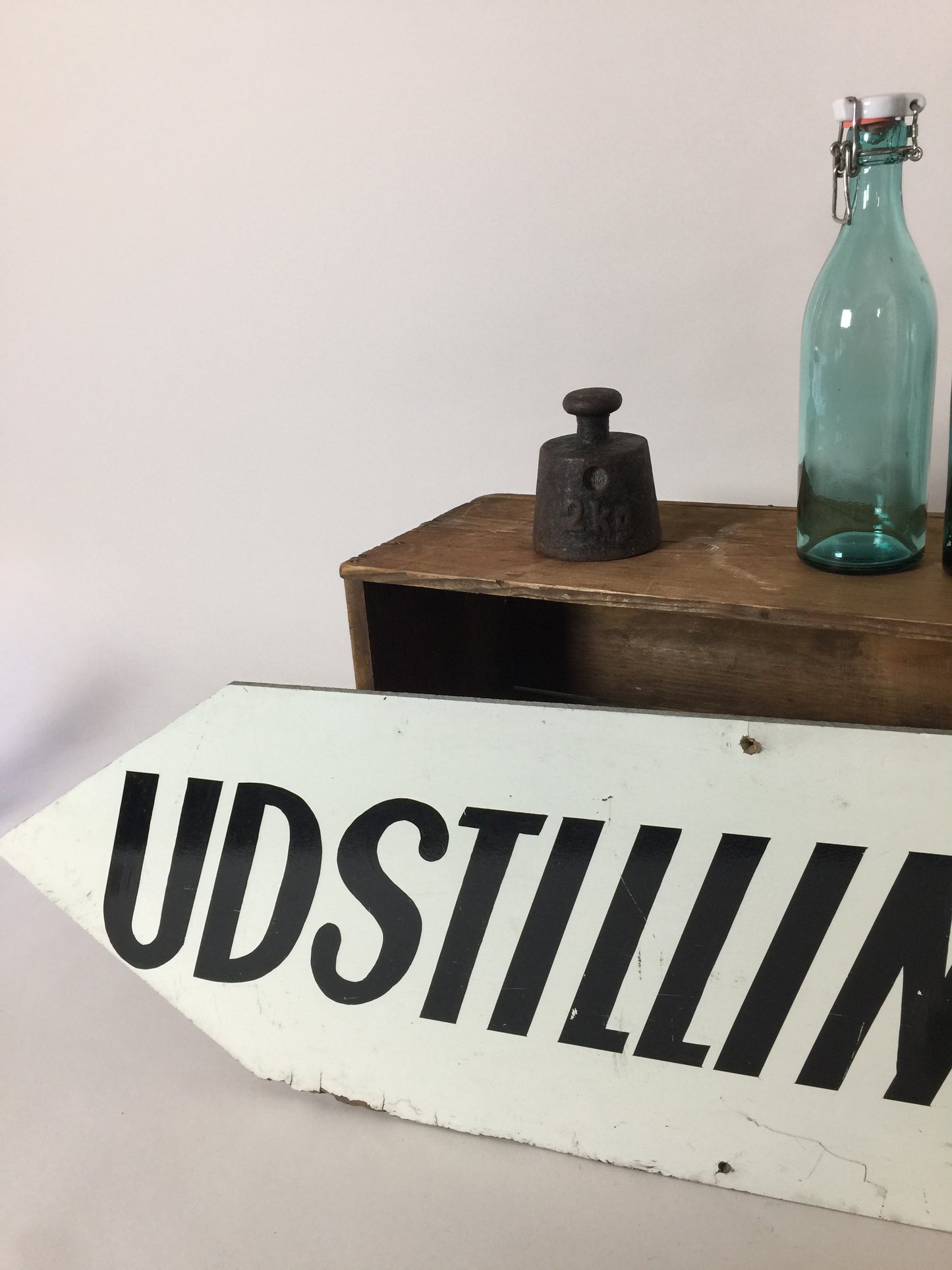 Skilt fra Bornholmsk virksomhed