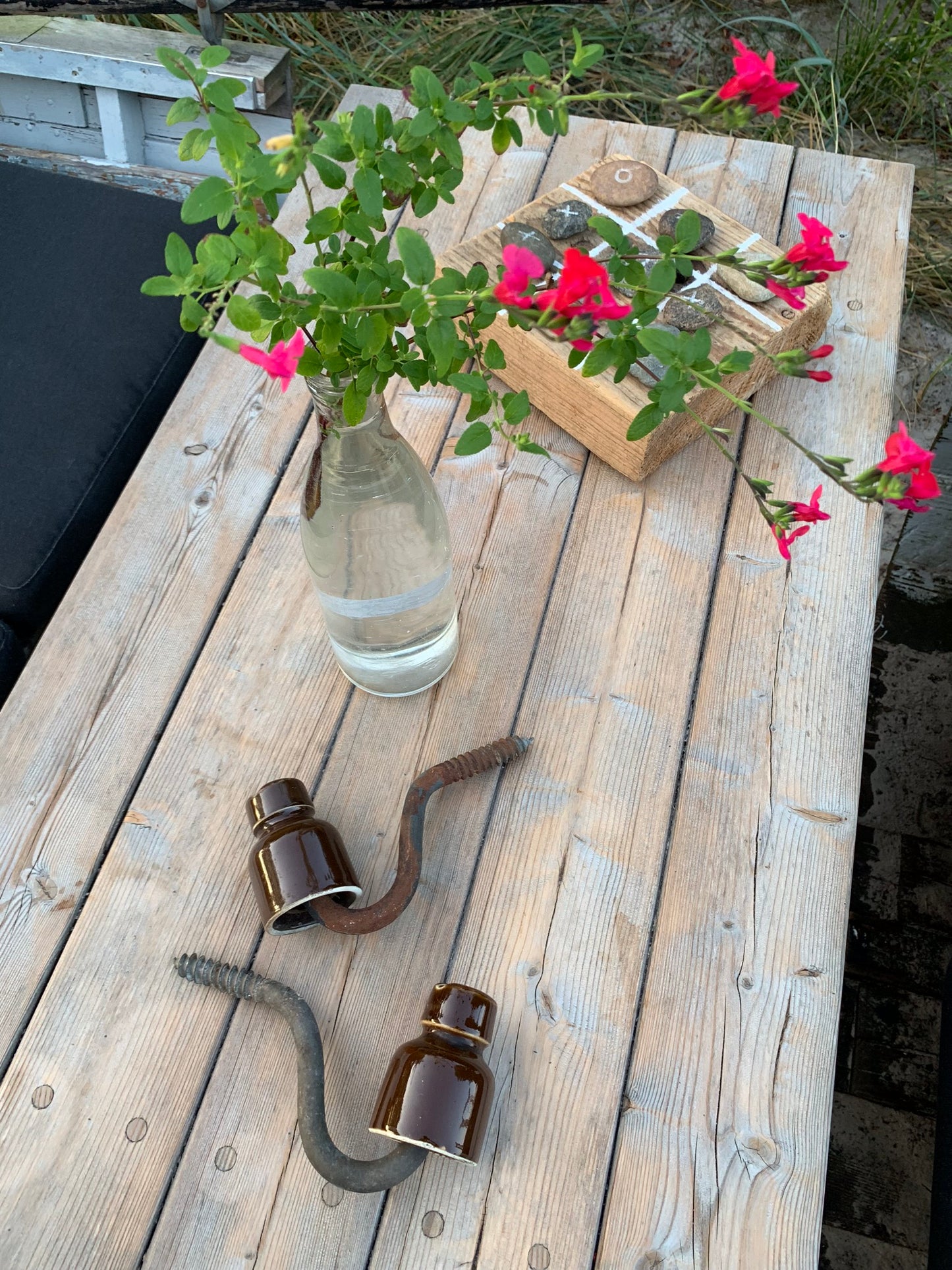 Gammel porcelænsklokke fra Sverige