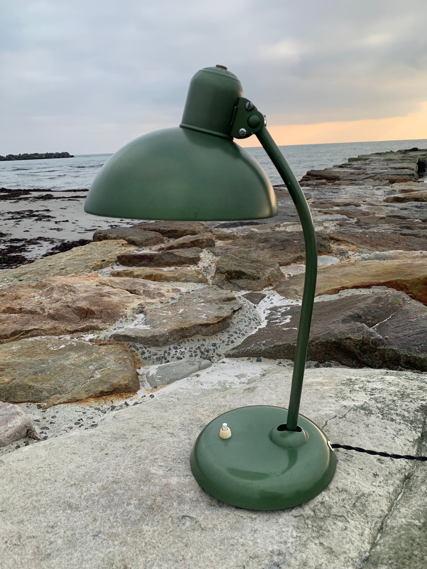 Kaiser Idell 6556 - Original grøn (den lidt mere sjældne lakering)