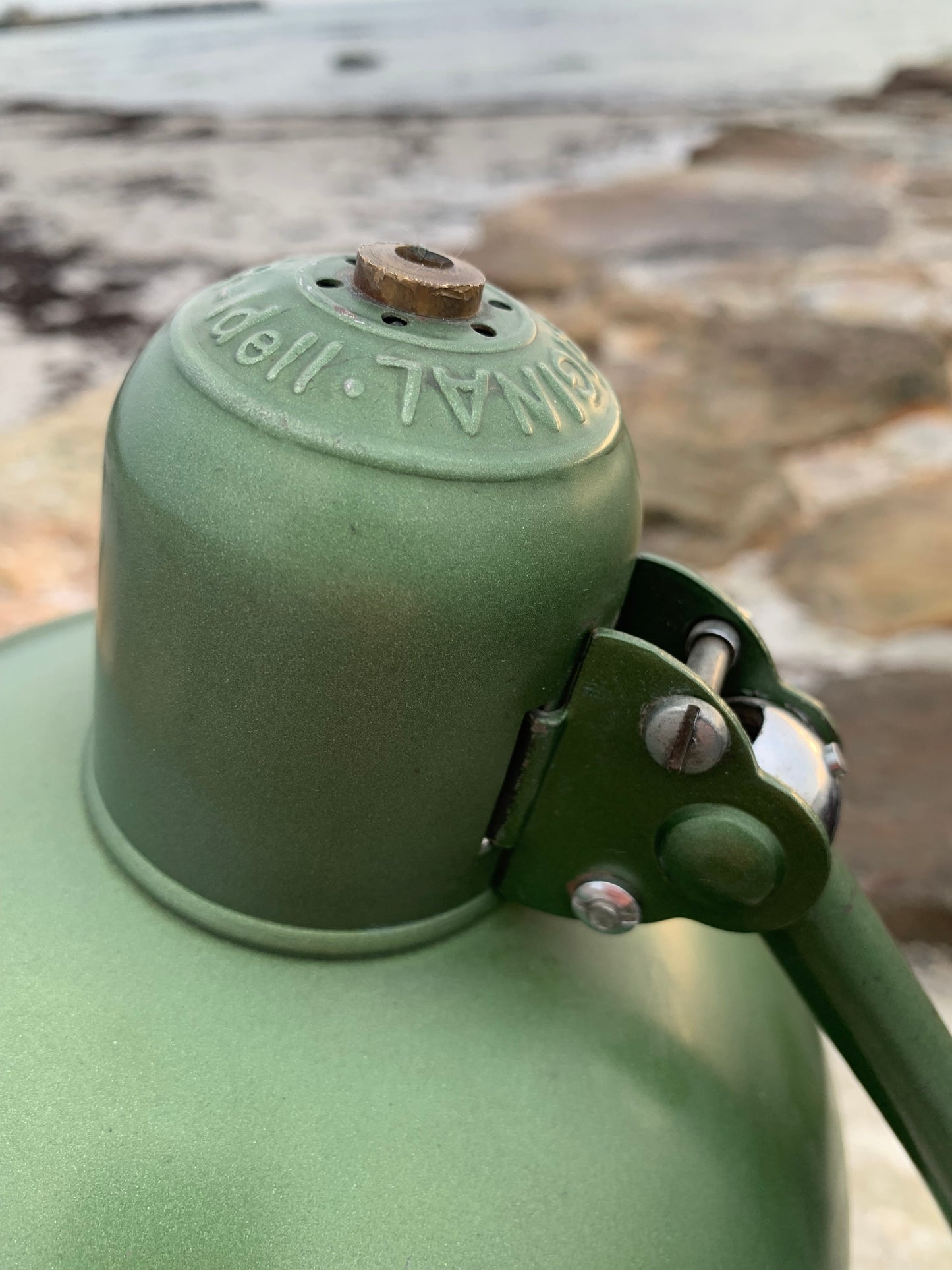 Kaiser Idell 6556 - Original grøn (den lidt mere sjældne lakering)