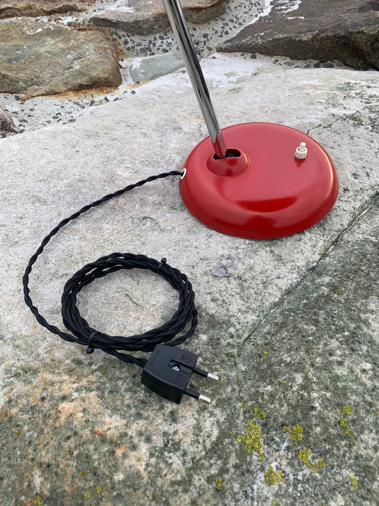 Kaiser Idell 6786 - Original rød