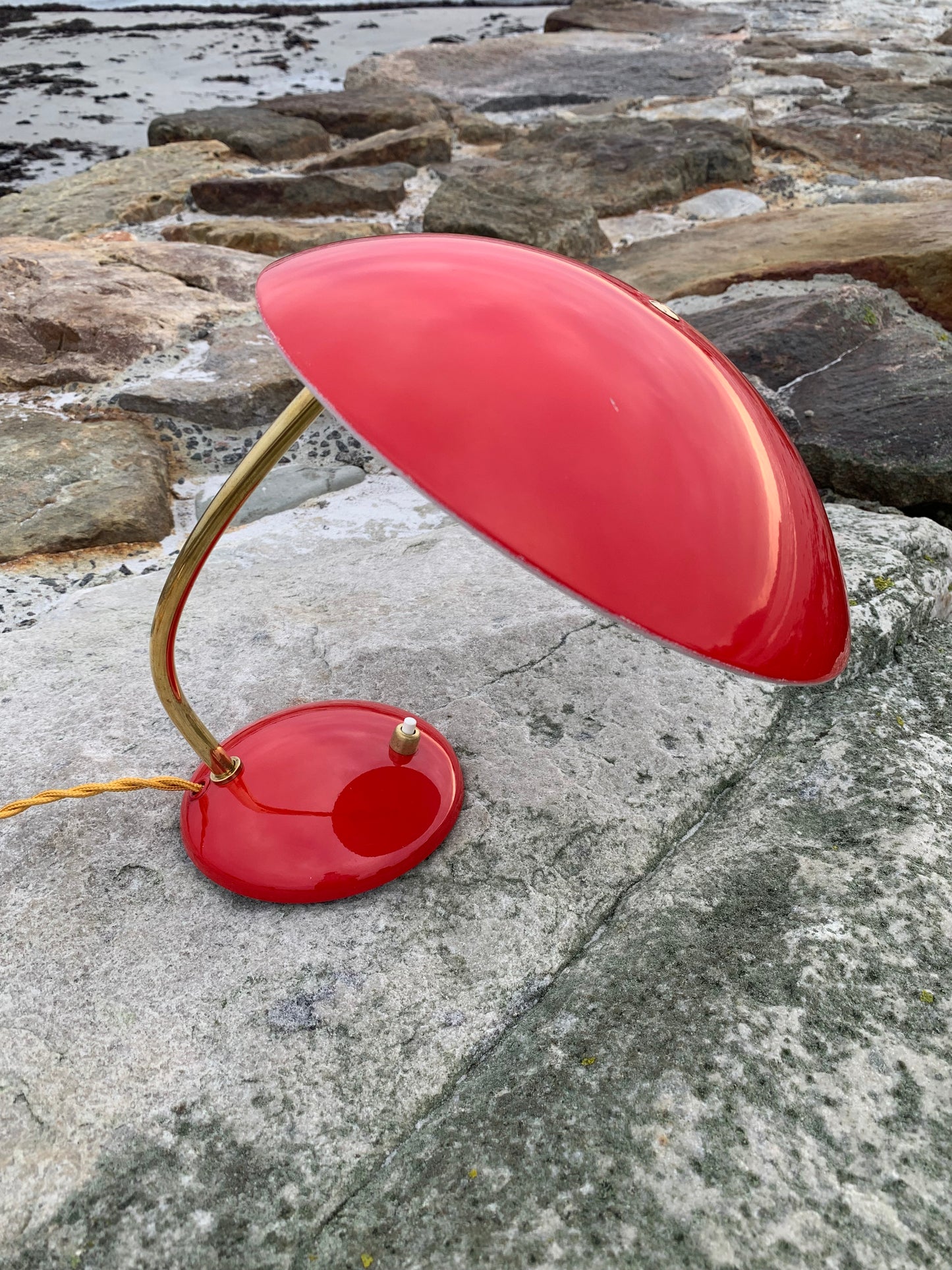 Kaiser Idell 6781 - Original rød