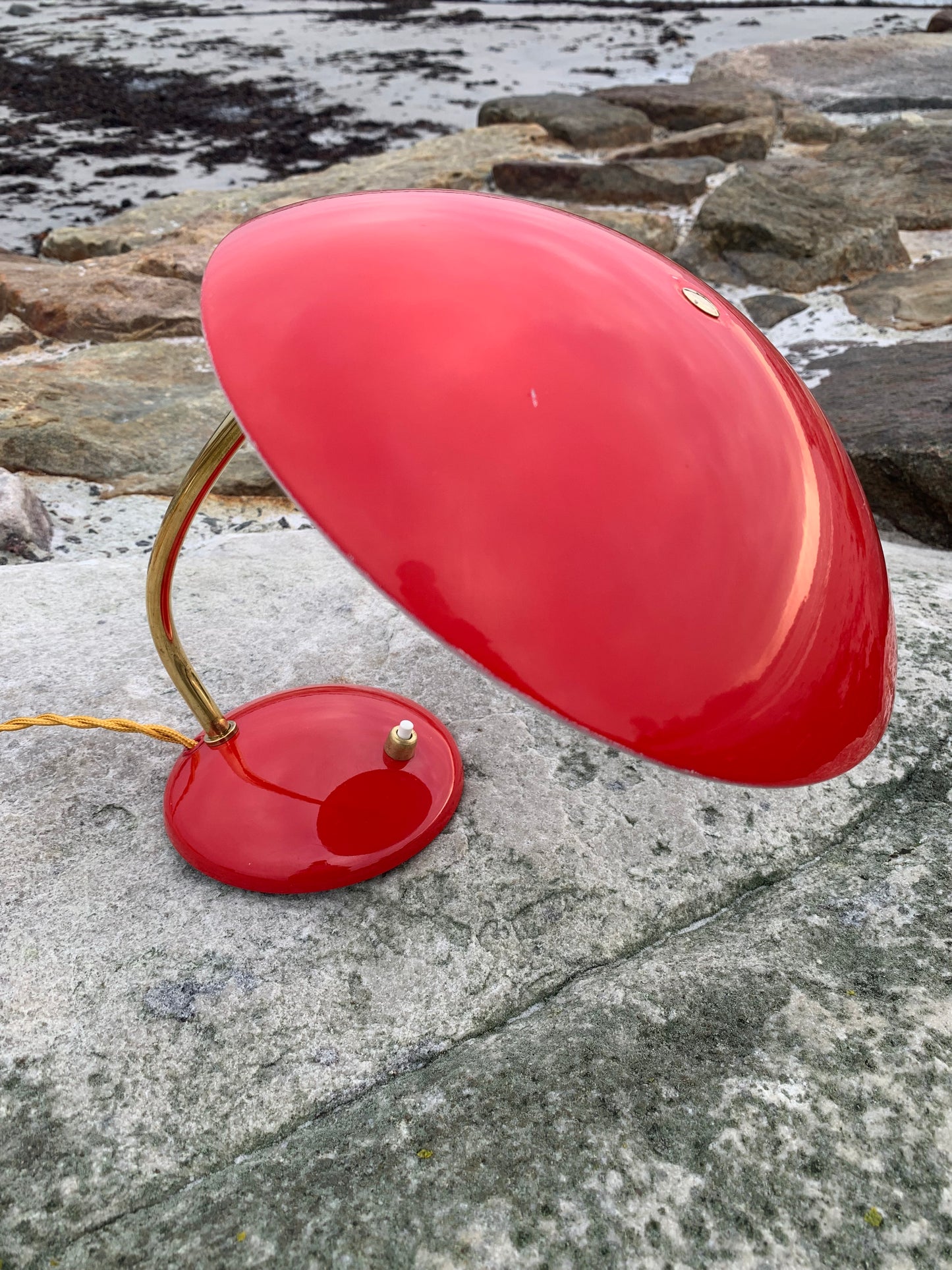 Kaiser Idell 6781 - Original rød