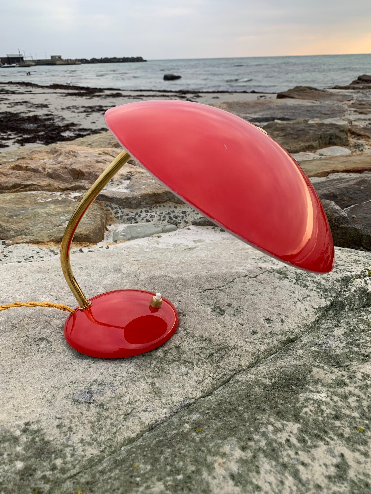 Kaiser Idell 6781 - Original rød