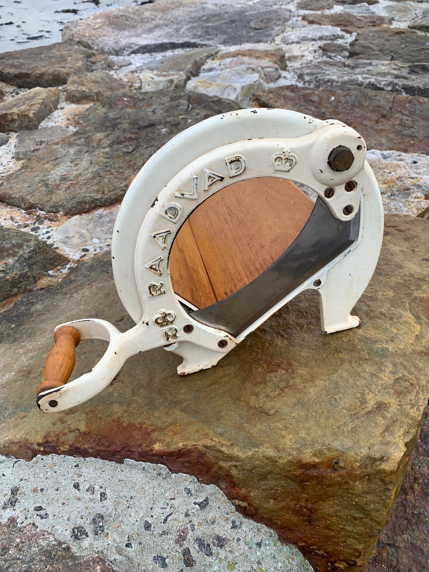 Raadvad brødskærer