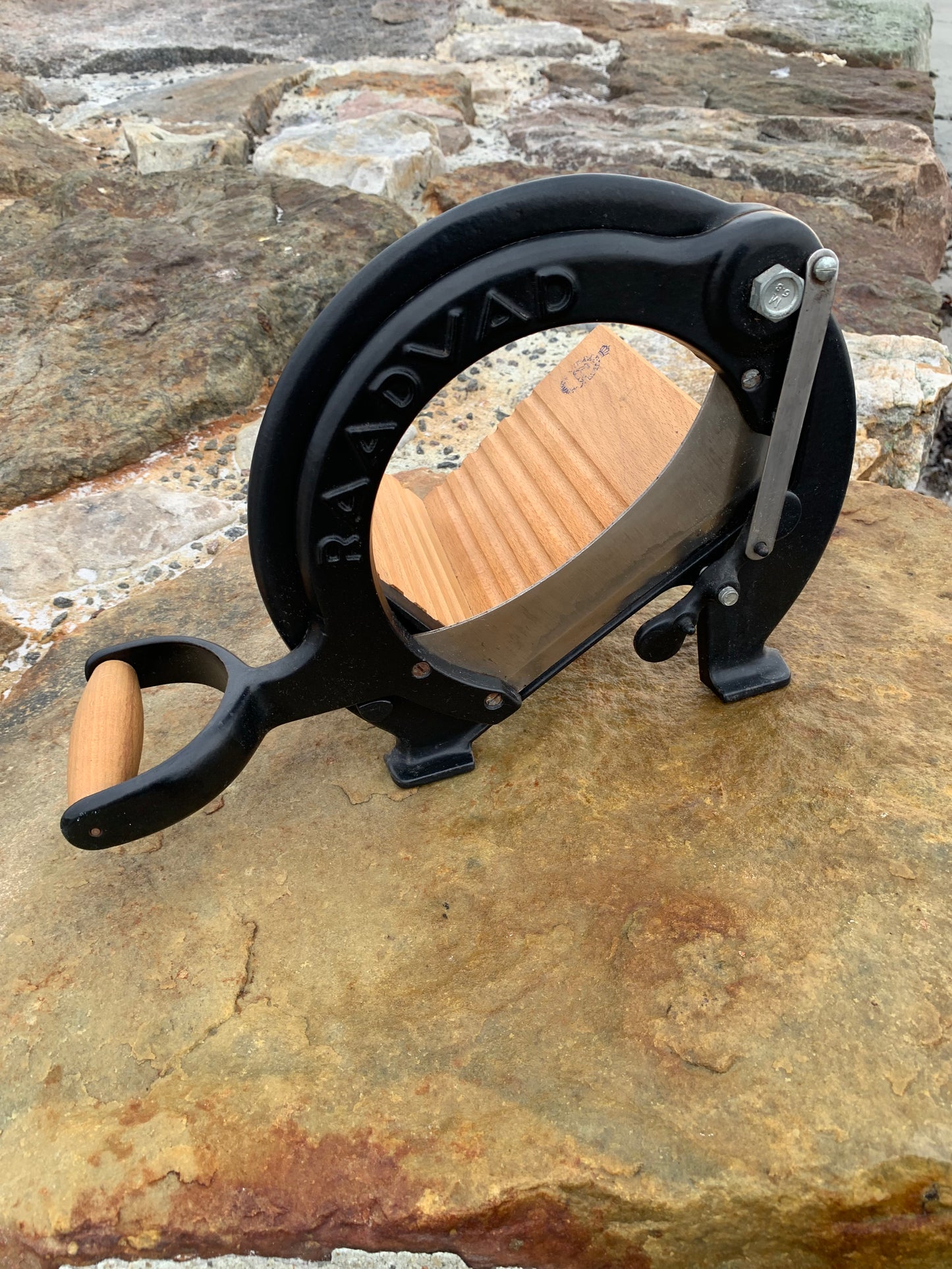 Raadvad brødskærer