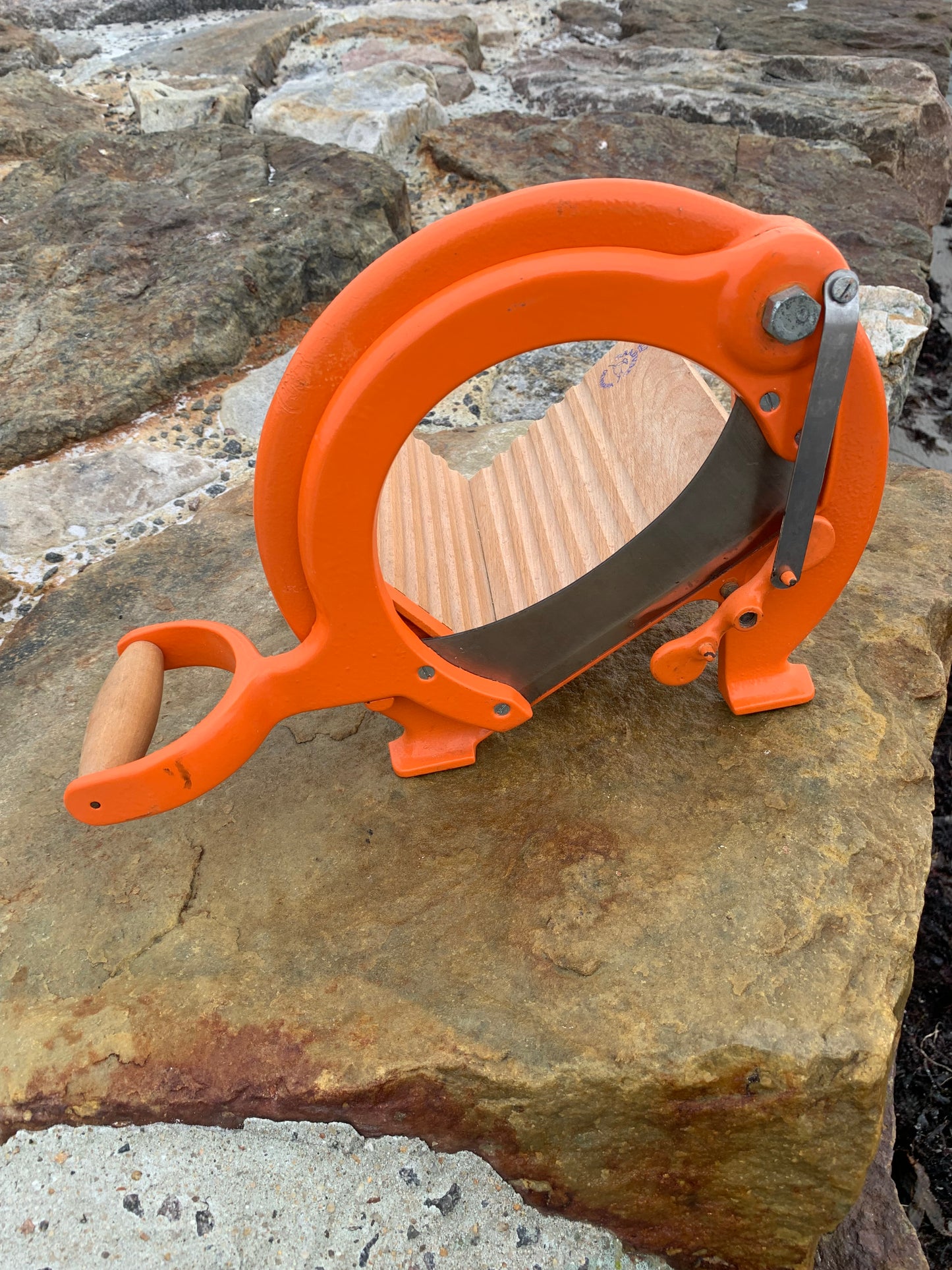 Raadvad brødskærer