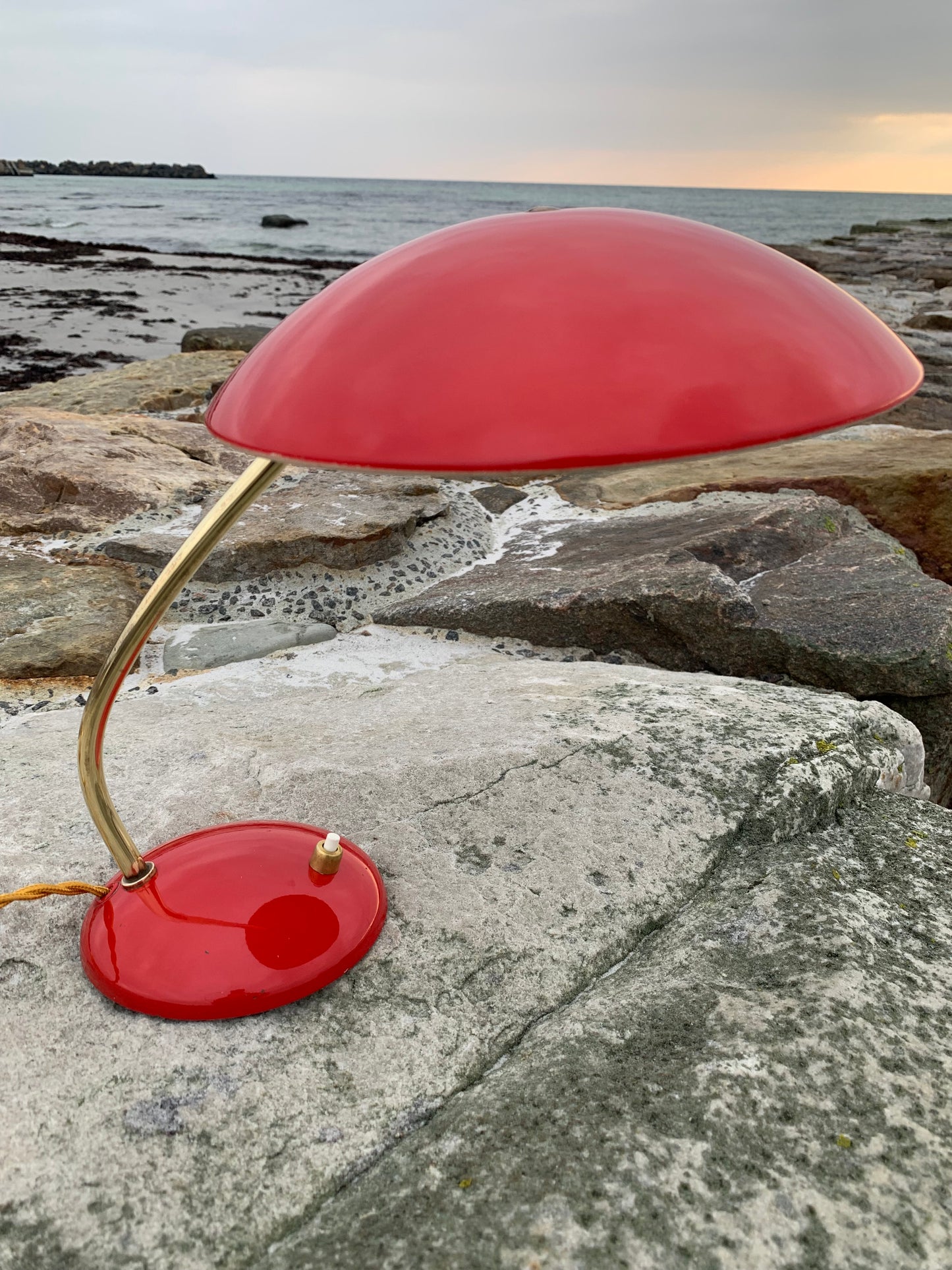 Kaiser Idell 6781 - Original rød