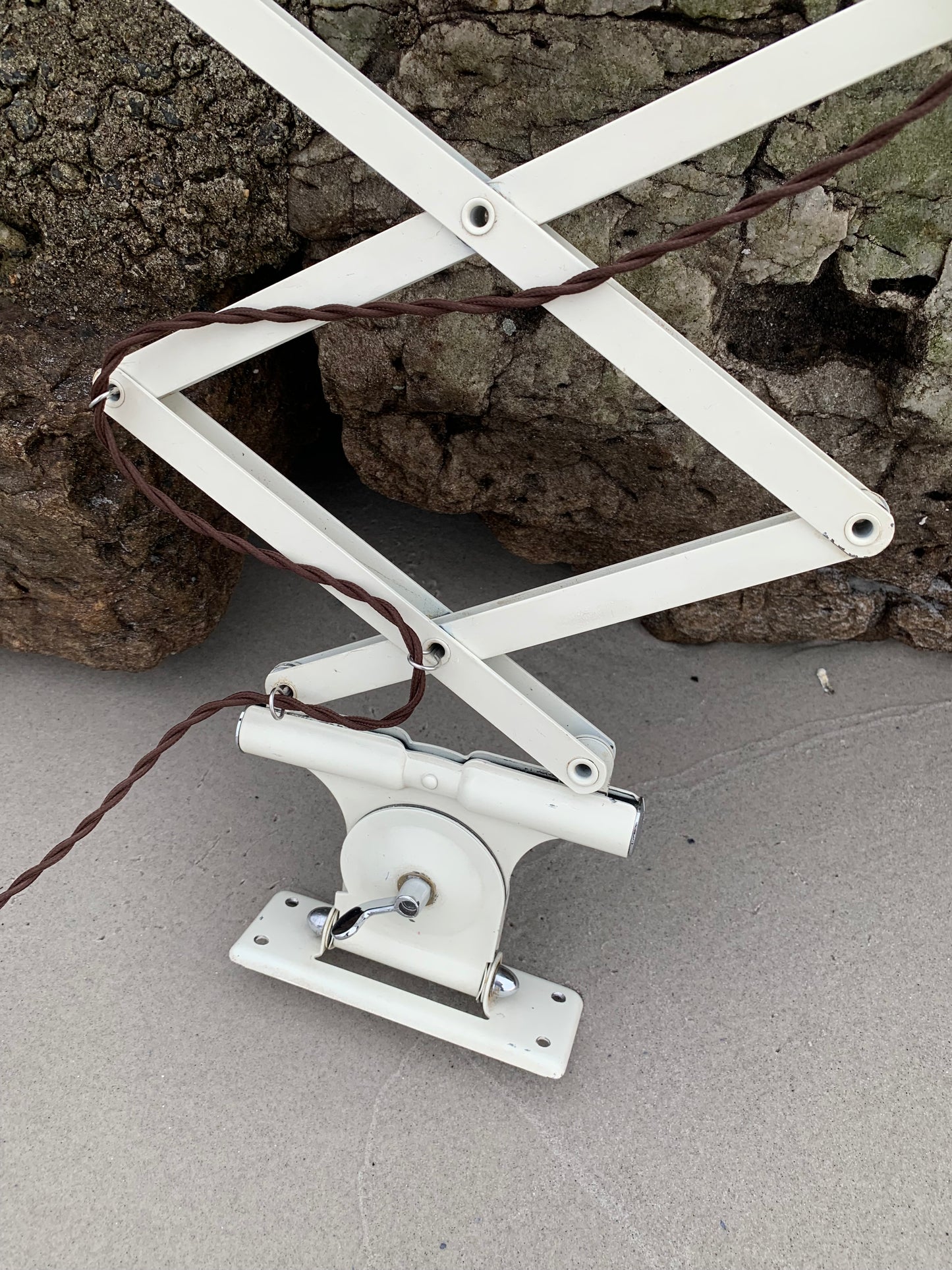 Kaiser Idell 6614 - Original creme (den store model)