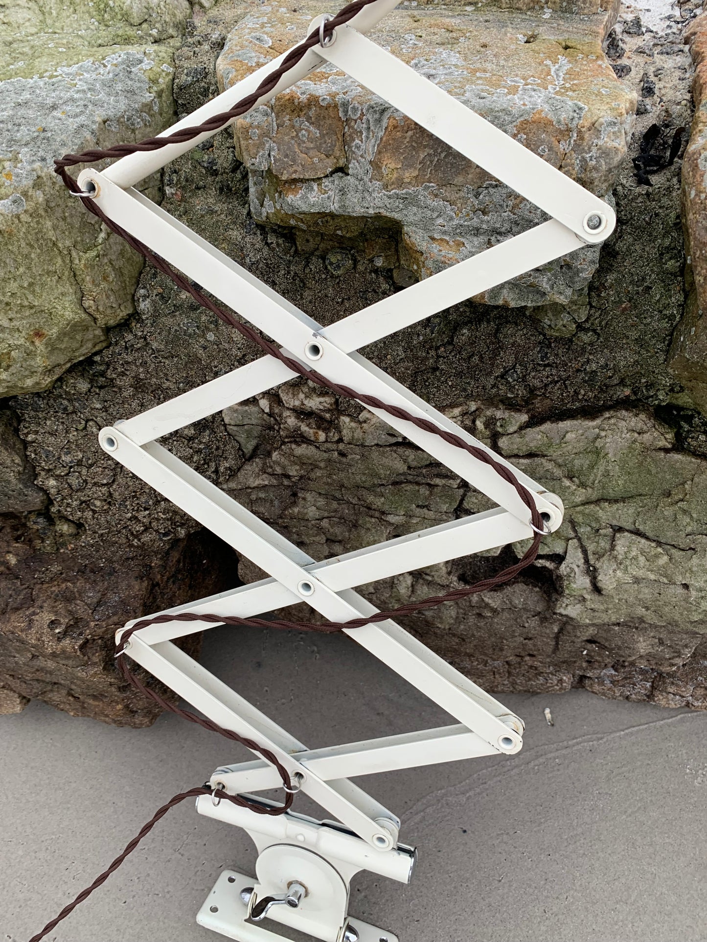 Kaiser Idell 6614 - Original creme (den store model)