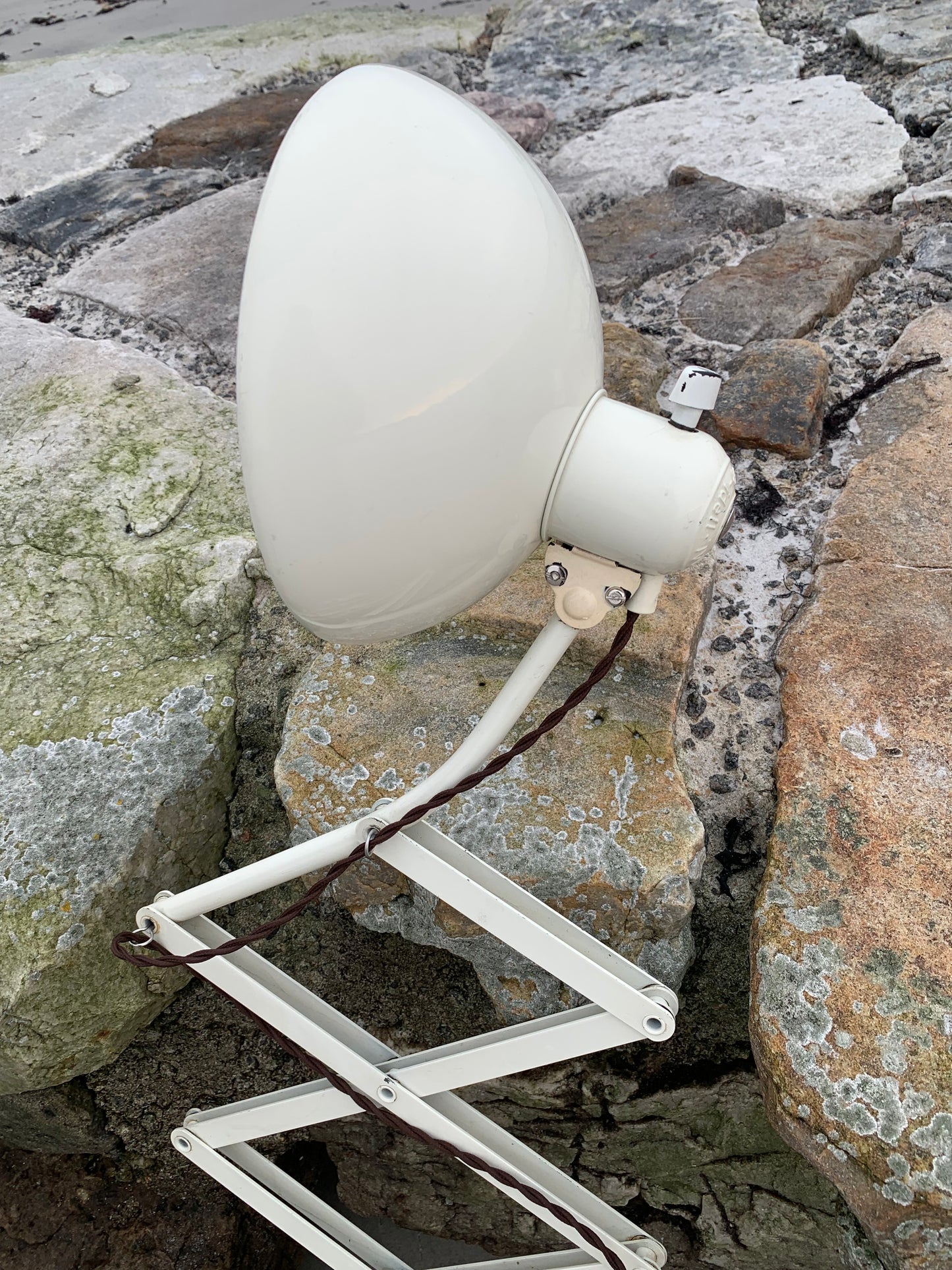 Kaiser Idell 6614 - Original creme (den store model)