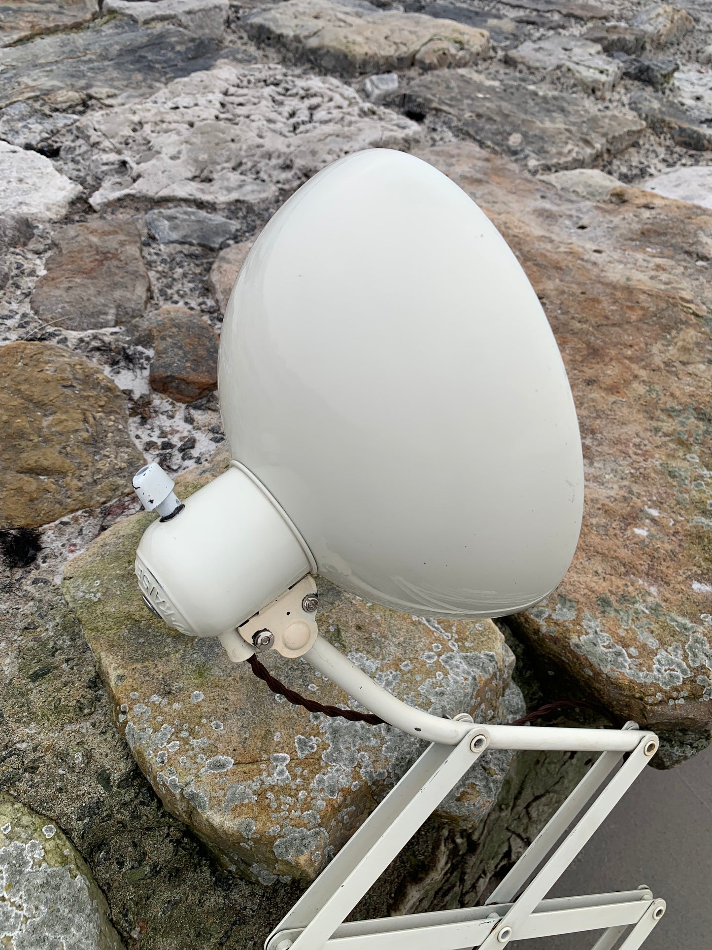 Kaiser Idell 6614 - Original creme (den store model)